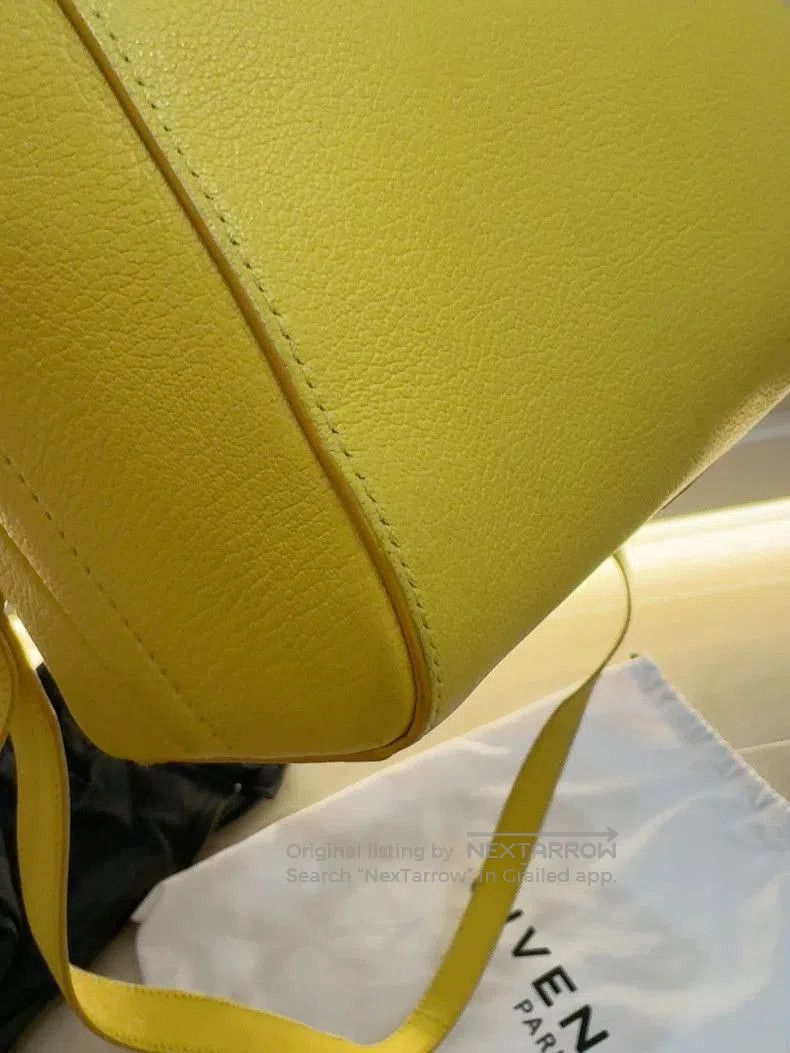 Givenchy Givenchy Medium Yellow Leather Bag. Size ONE SIZE - 5 Thumbnail