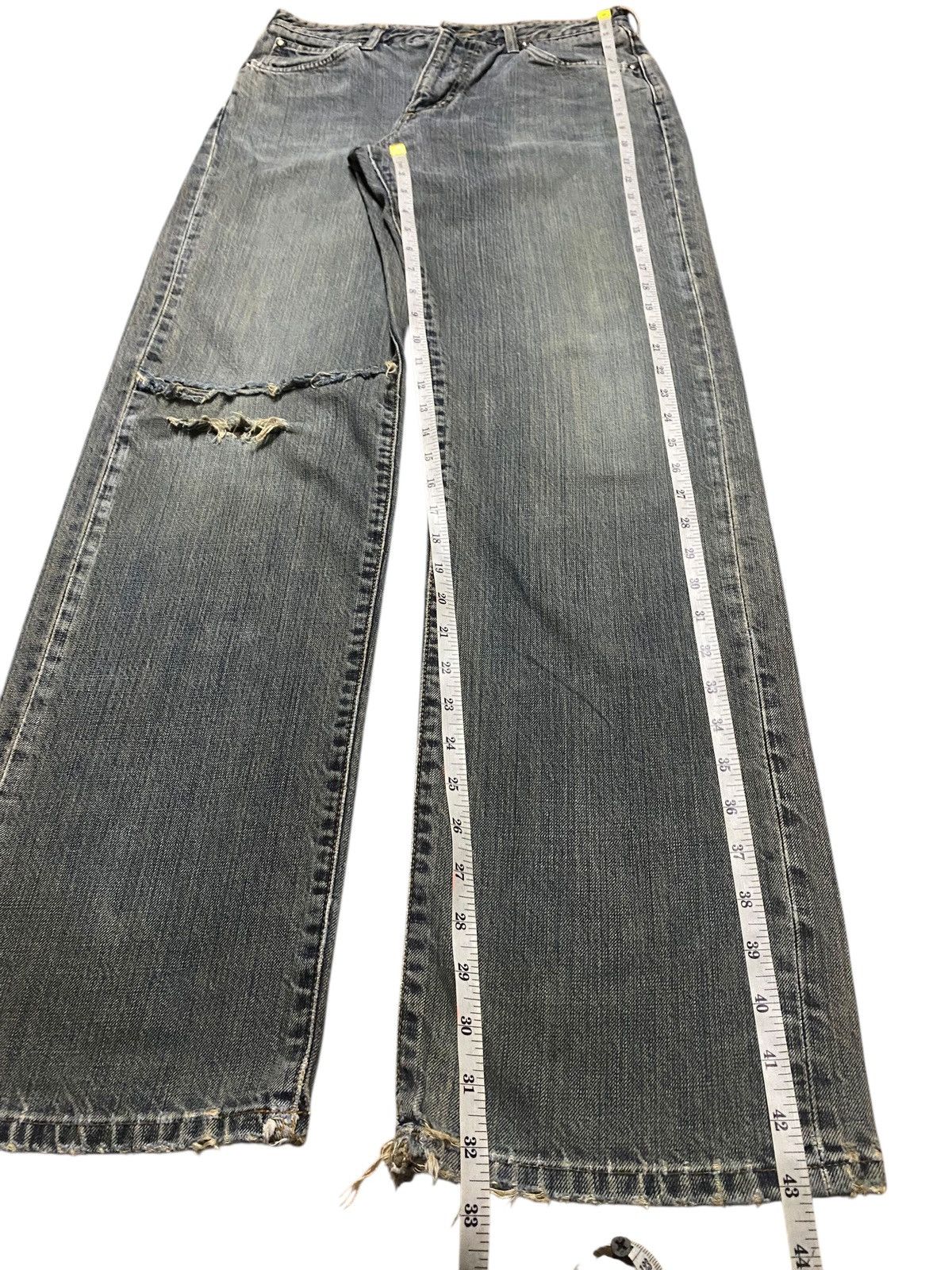 Wrangler Wrangler Authentic Western geams Distressed Loose Jeans Size US 30 / EU 46 - 12 Thumbnail