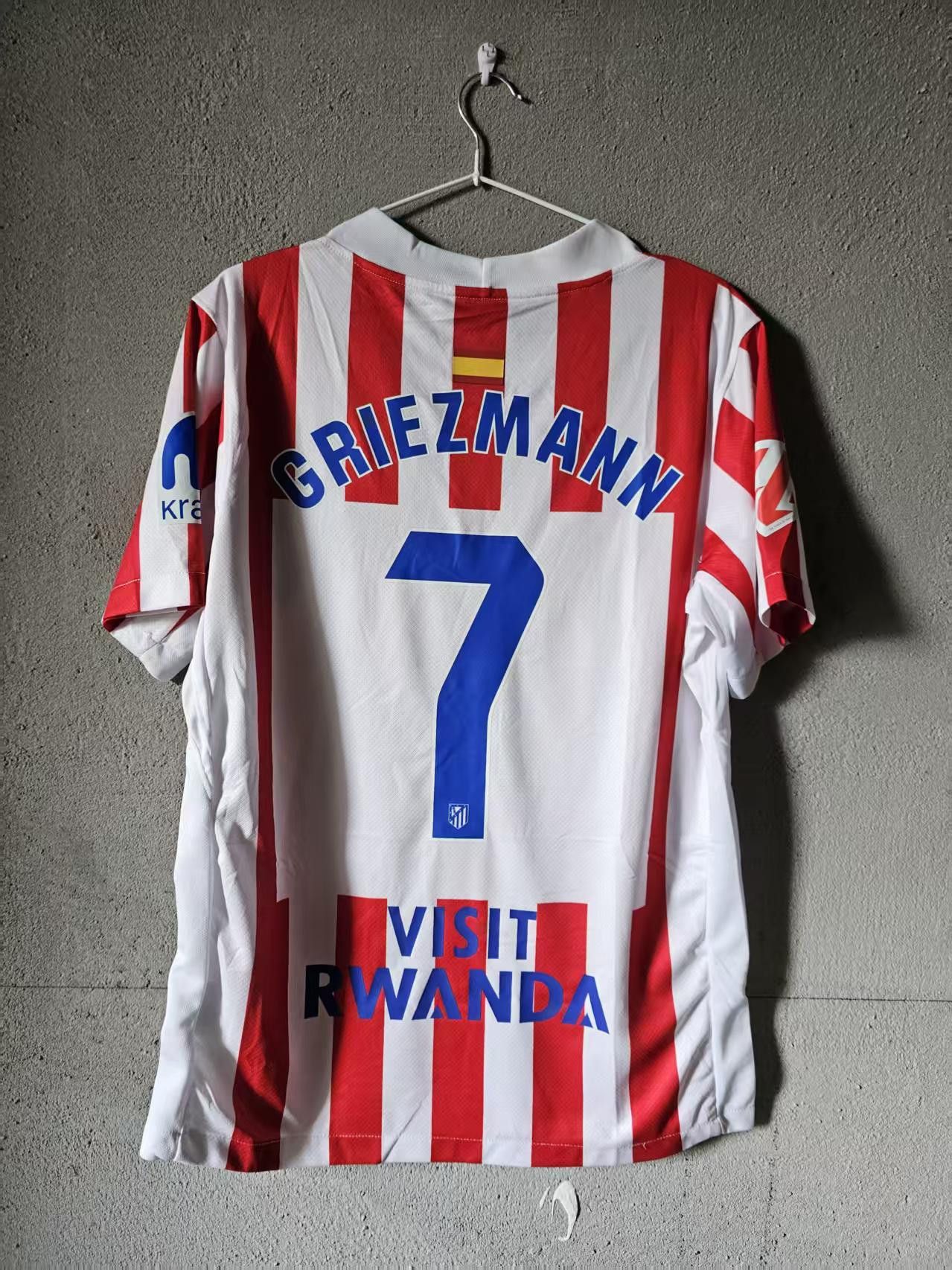 Other 25 26 Atlético de Madrid 7 Griezmann Jersey Size US L / EU 52-54 / 3 - 1 Thumbnail