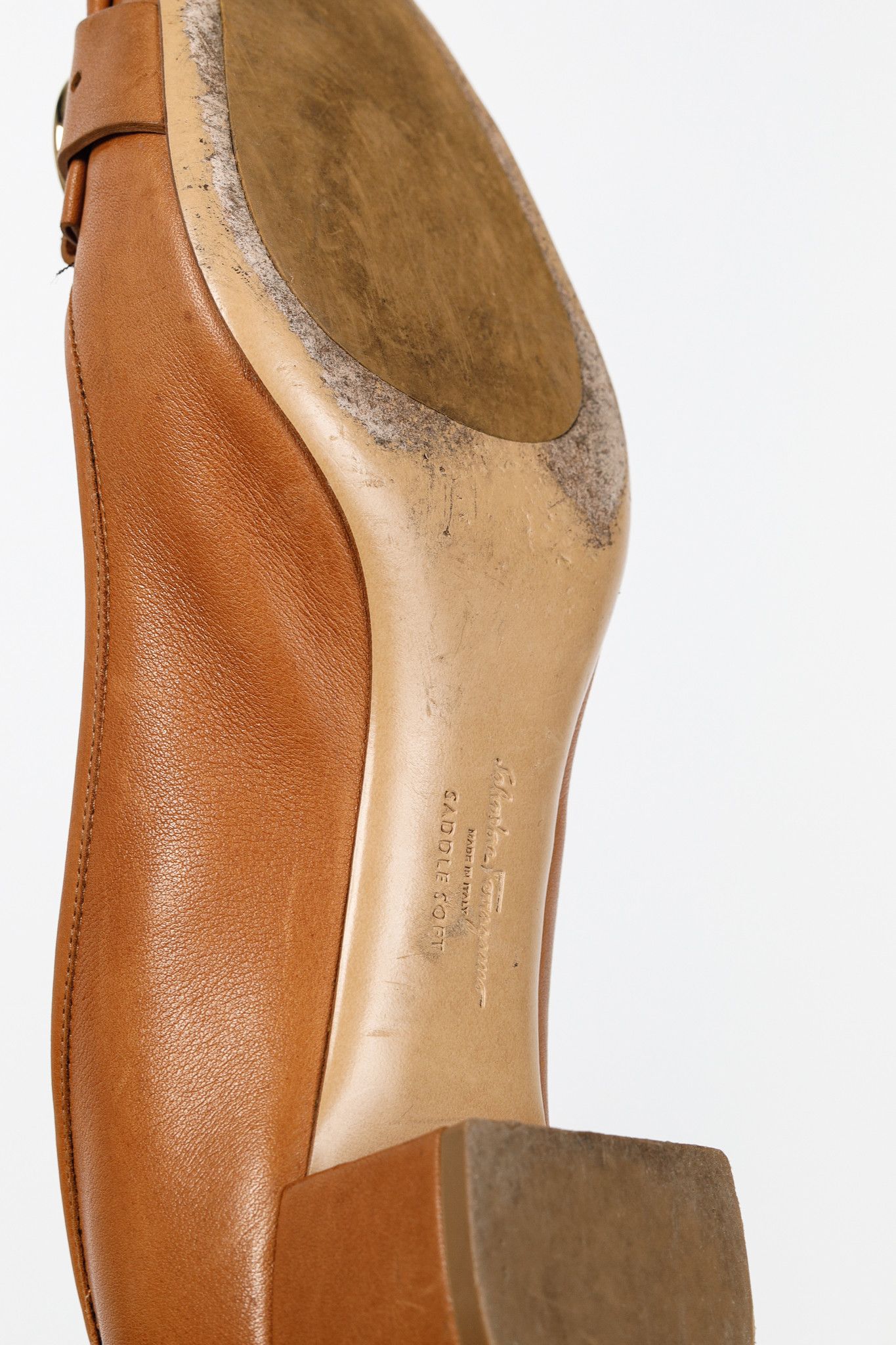 Salvatore Ferragamo Salvatore Ferragamo Elga Leather Fringe Gancini-Buckle Pumps Size US 8 / IT 38 - 5 Thumbnail