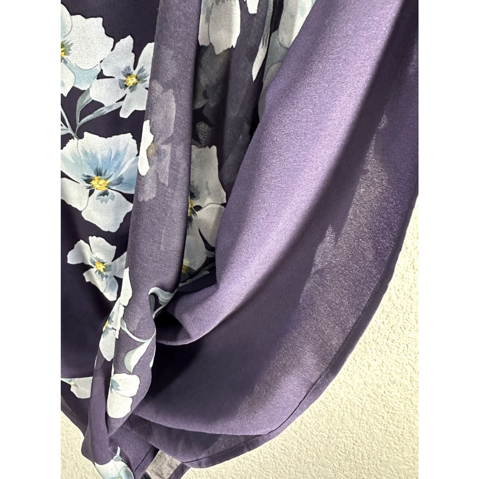 Vintage Cabi Ellery Long Puff Sleeve Shift Dress Purple Floral Sheer Lined Cocktail Sz S Womens Size S / US 4 / IT 40 - 7 Thumbnail
