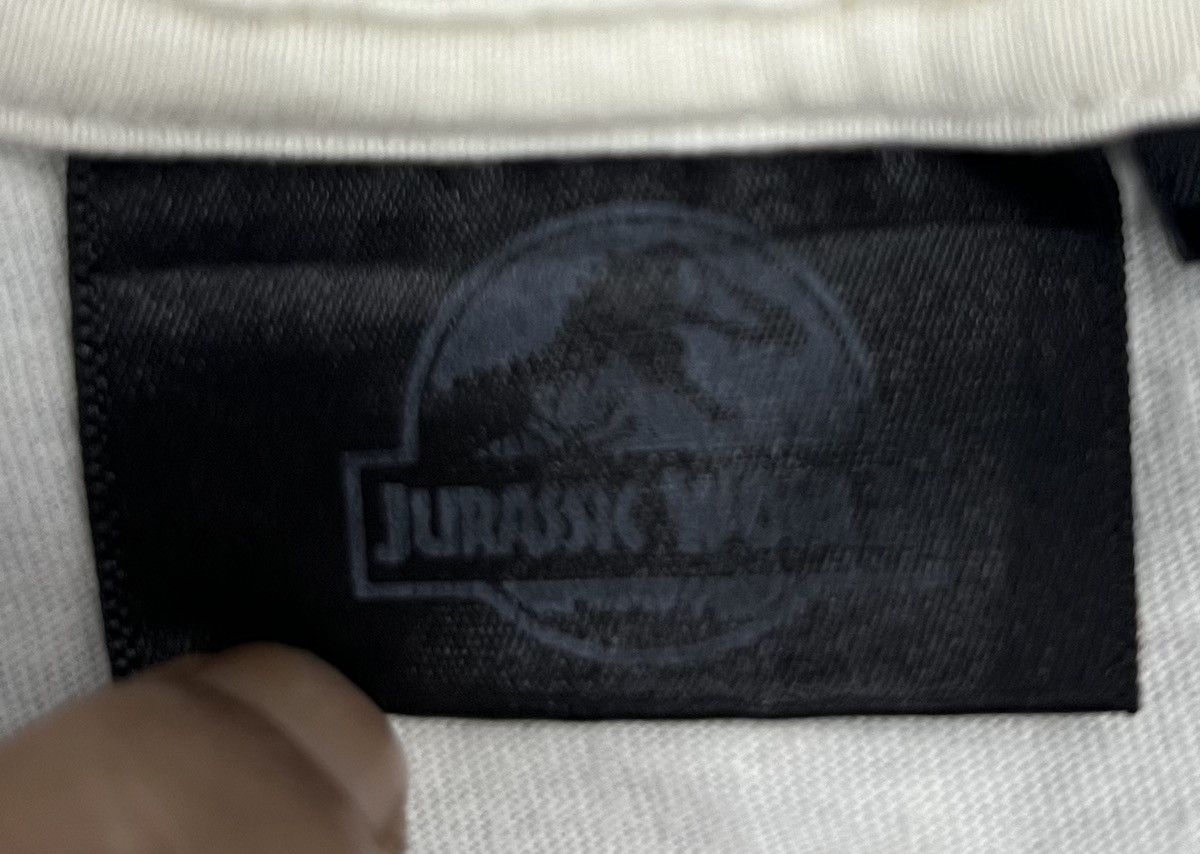 Vintage VINTAGE JURASSIC WORLD SHIRT Size US M / EU 48-50 / 2 - 7 Thumbnail