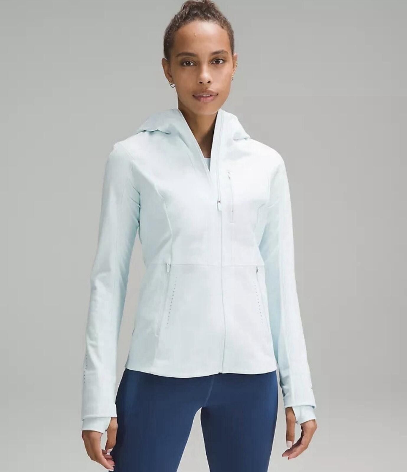 Lululemon Lululemon Cross Chill Jacket RepelShell size 6 Sheer Blue Size M / US 6-8 / IT 42-44 - 1 Thumbnail
