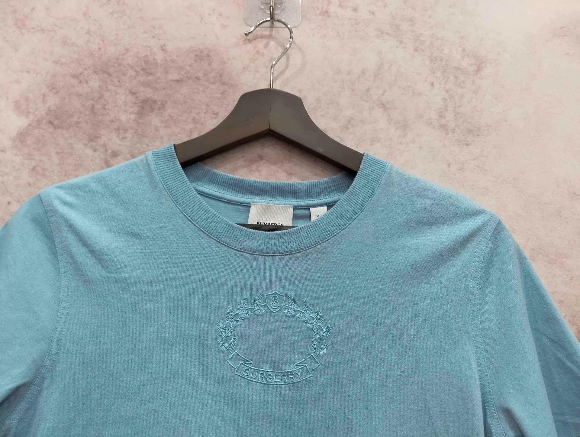 Burberry Burberry Logo crewneck short sleeve T-shirt XS Size XS / US 0-2 / IT 36-38 - 3 Thumbnail