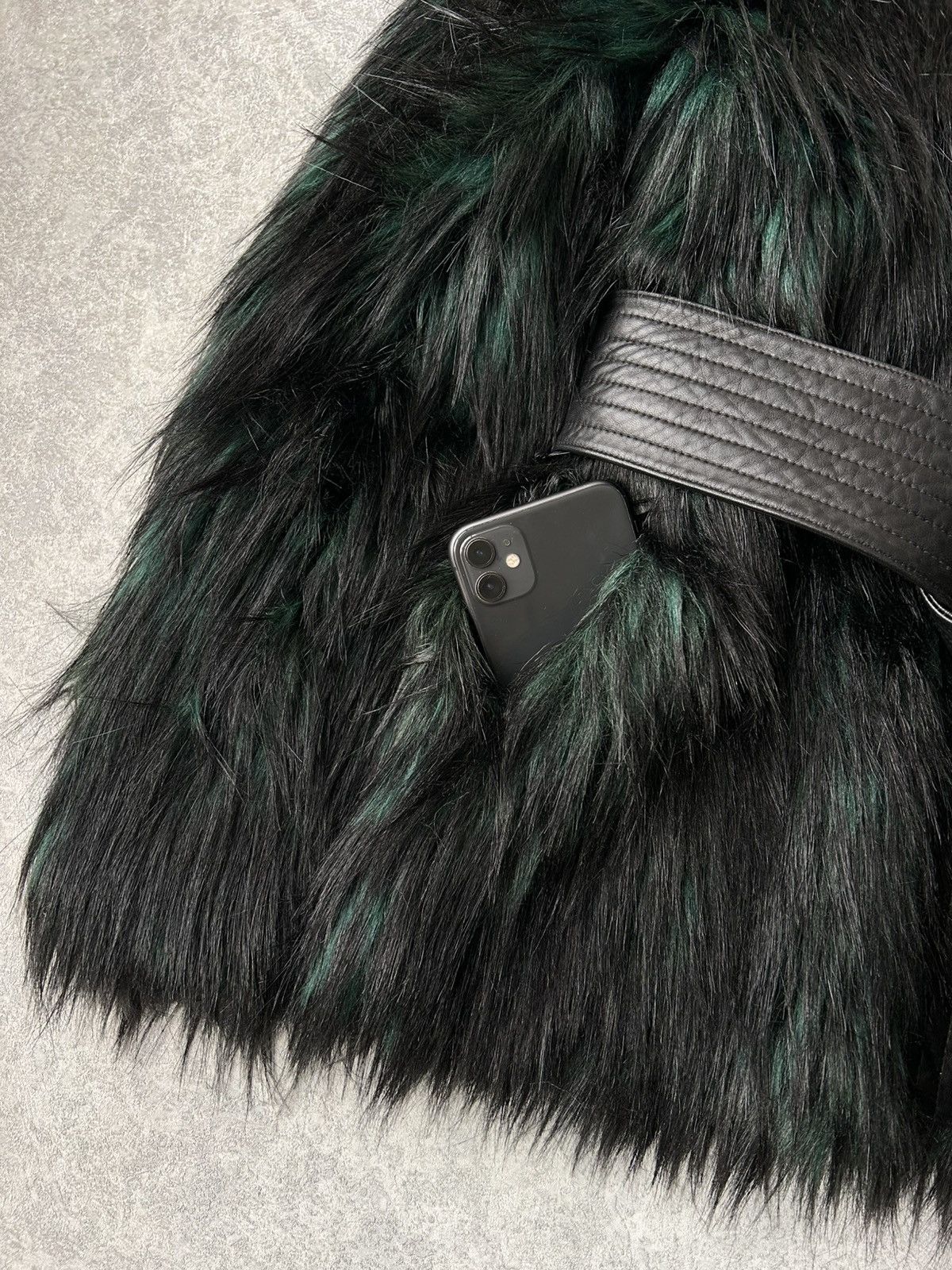 Balmain Balmain x HM Faux Fur Belted Jacket Size XS / US 0-2 / IT 36-38 - 11 Thumbnail
