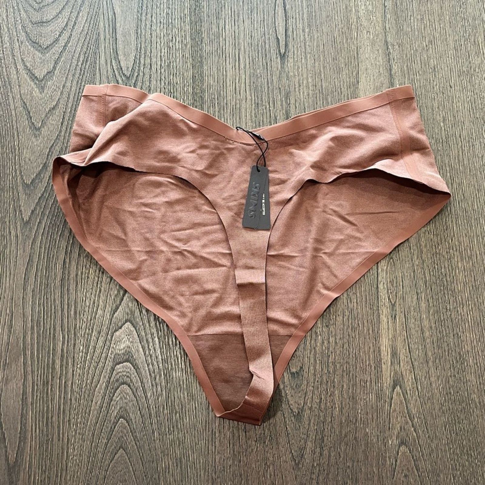 SKIMS NWT Skims Power Mesh Mid Waist Thong Cocoa Size 4X Size ONE SIZE - 4 Thumbnail