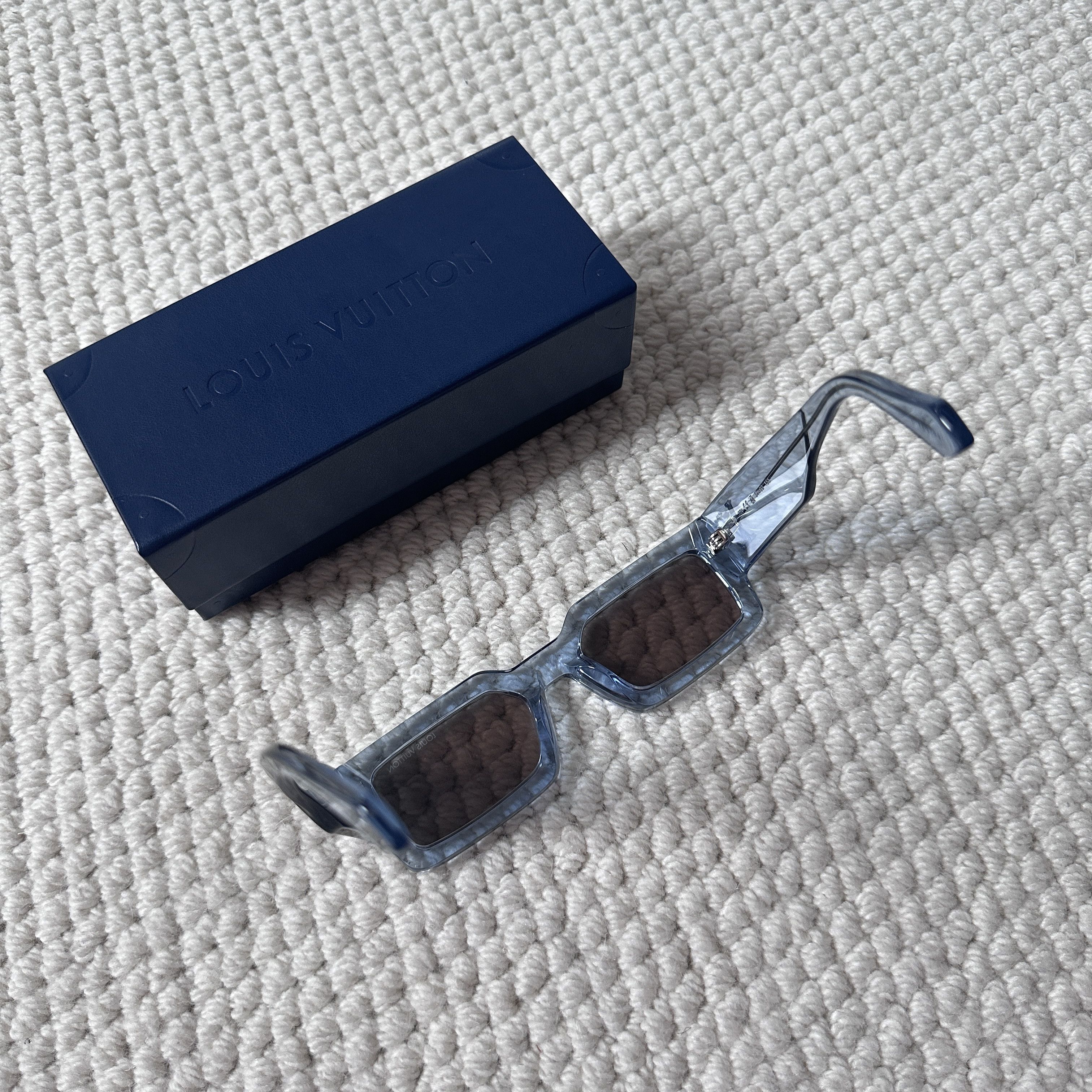 Louis Vuitton LV Clash Low Square Sunglasses Size ONE SIZE - 6 Thumbnail
