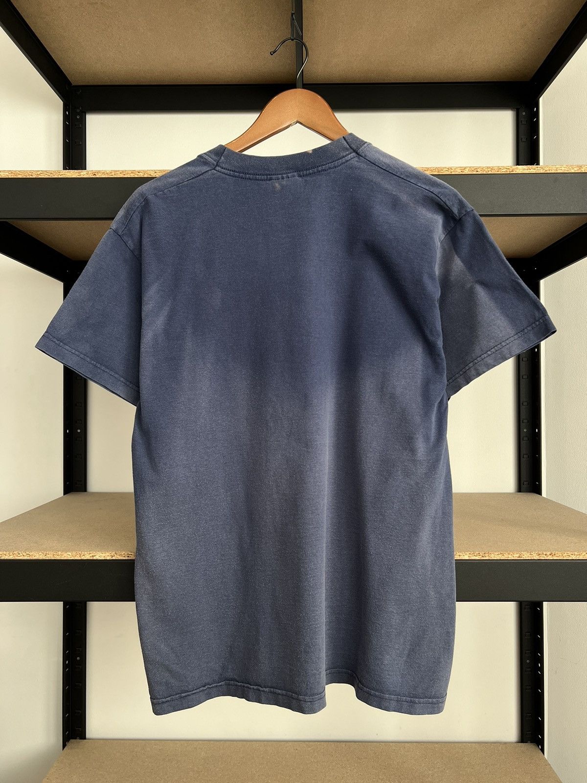 Band Tees Vintage 2000s Deftones Virgin Mary Y2k Faded Navy T-shirt Size US M / EU 48-50 / 2 - 4 Thumbnail