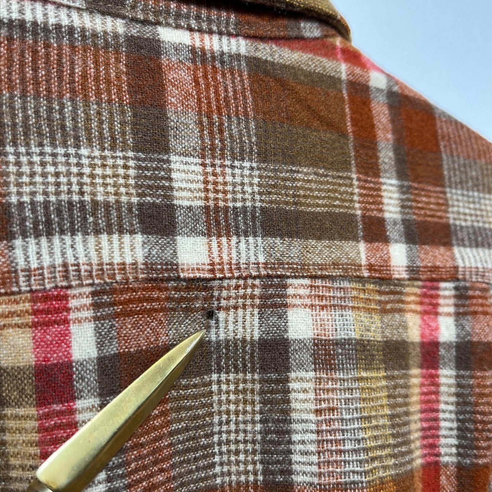 Pendleton × Vintage Vintage 70s Pendleton Plaid Wool Button Shirt M Camp Flannel Size US M / EU 48-50 / 2 - 8 Thumbnail
