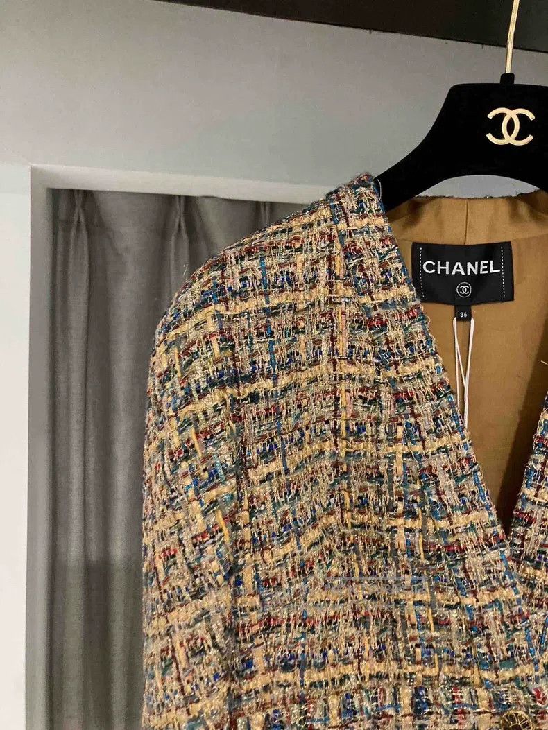 Chanel Chanel Egyptian gold-plated gold colour line V-neck glazed Size XS / US 0-2 / IT 36-38 - 3 Thumbnail