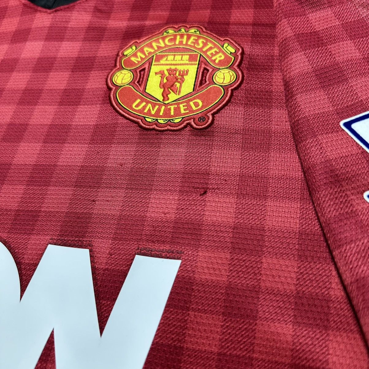 Vintage MANCHESTER UNITED NIKE 2012/2013 HOME JERSEY #20 VAN PERSIE Size US M / EU 48-50 / 2 - 8 Thumbnail