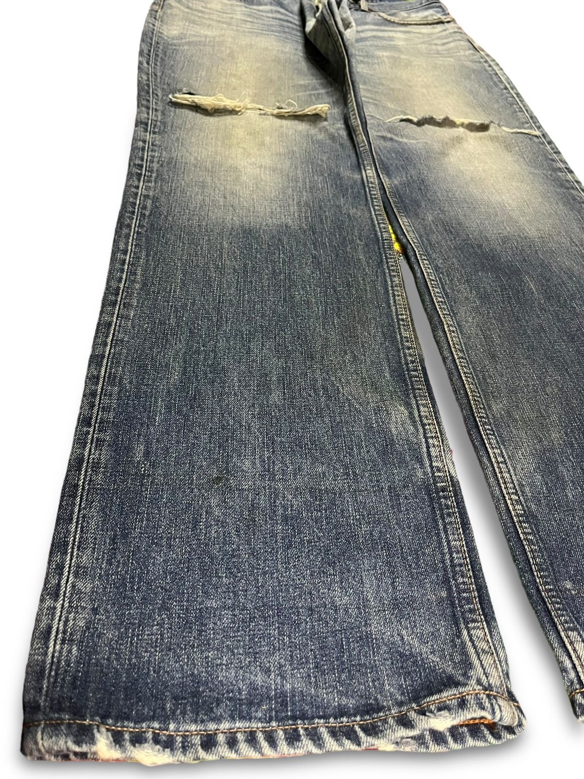 Levi's Vintage Levis 502 Classic Faded Wash Distressed Baggy Jeans Size US 37 - 6 Thumbnail