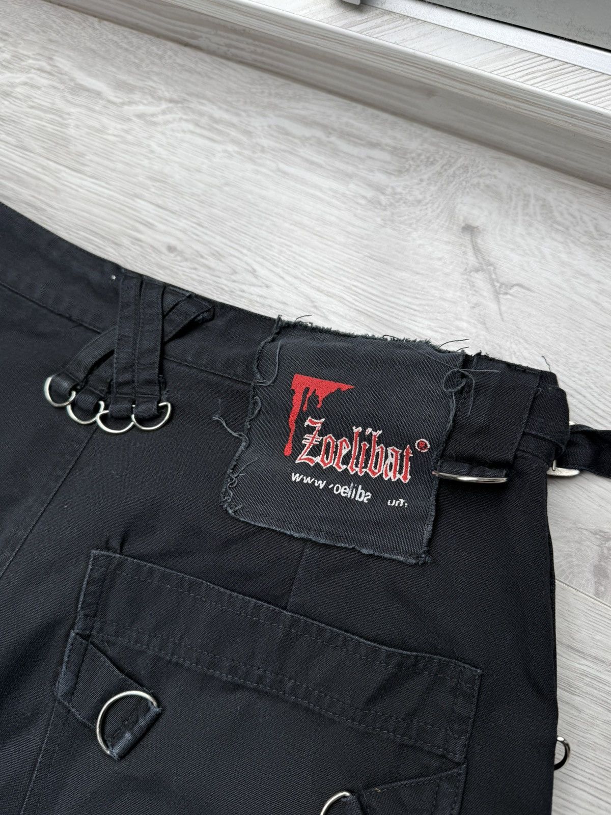 Tripp NYC Zoelibat Gothic Punk Black Shorts D-Ring Skull Buckle Straps Size US 32 / EU 48 - 9 Thumbnail