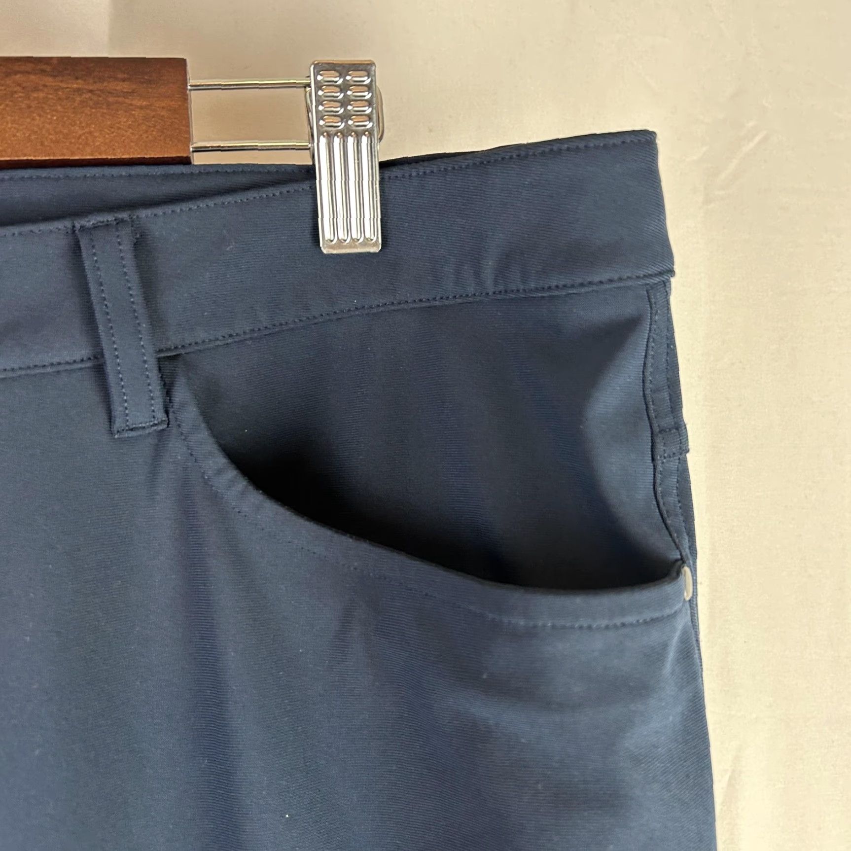 Lululemon Lululemon Pants Mens 38 Navy ABC 5-Pocket Performance Casual Work Travel Stretch Pants Size US 38 / EU 54 - 4 Thumbnail