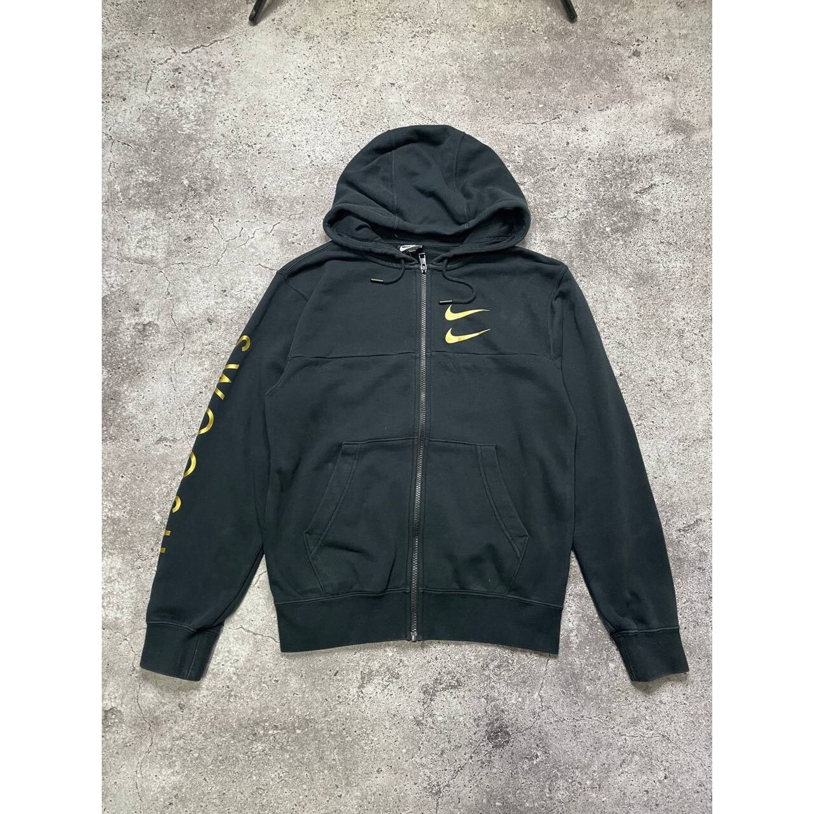 Nike Vintage Nike Drill Black Hoodie Gold Swoosh Full Zip Small Size US S / EU 44-46 / 1 - 1 Thumbnail