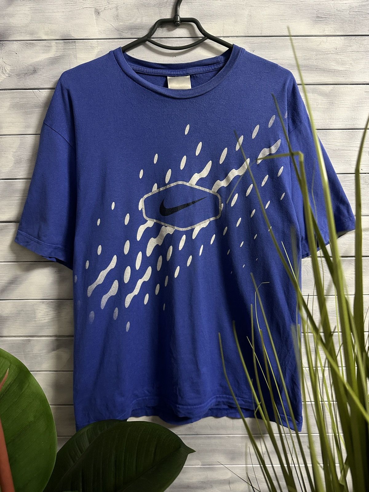 Nike Rare Vintage T-Shirt Nike Cent Swoosh Big Logo. Size US L / EU 52-54 / 3 - 1 Thumbnail
