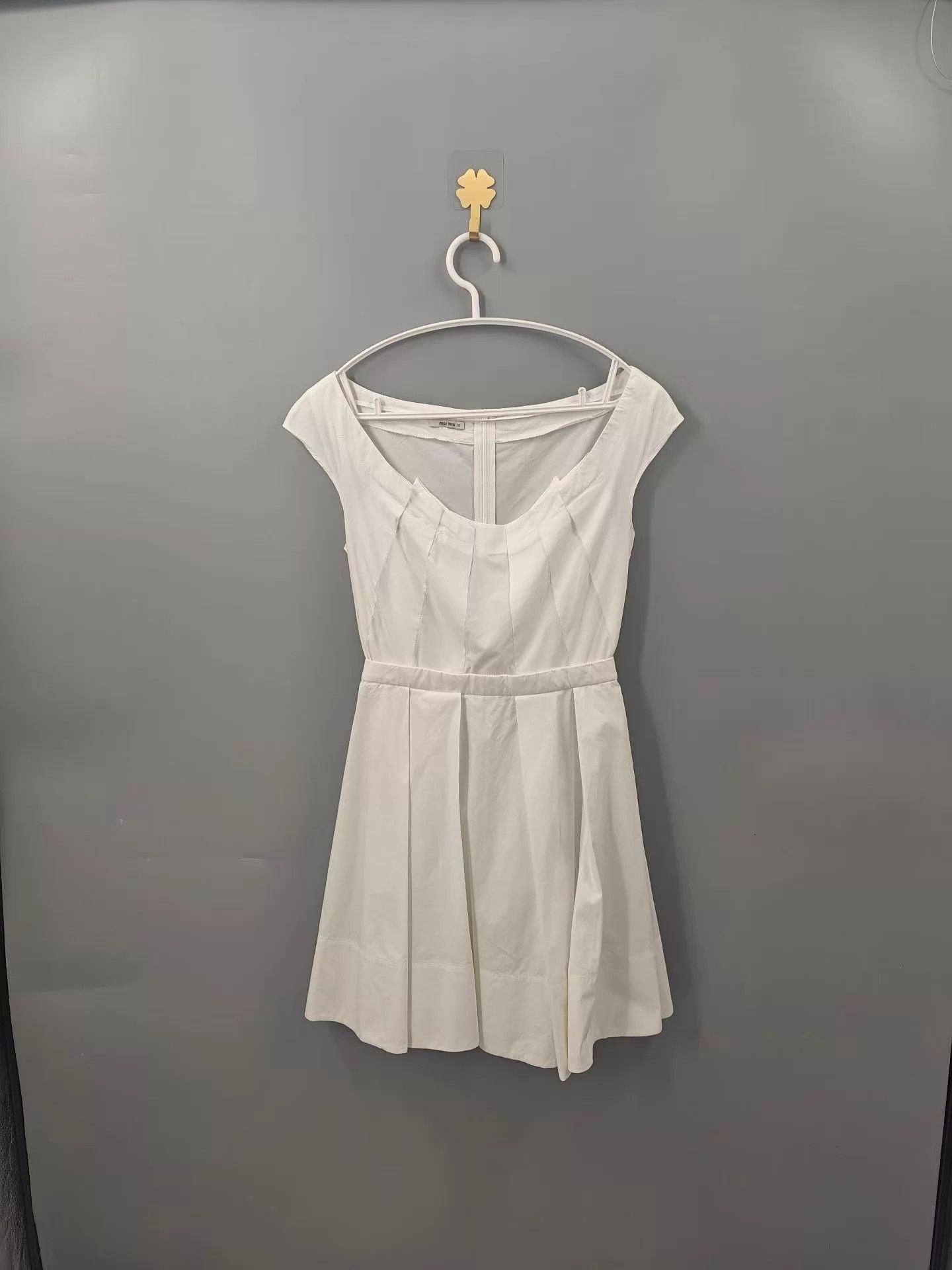 Miu Miu MIU MIU white women's dress 36 99 Size XS / US 0-2 / IT 36-38 - 1 Thumbnail