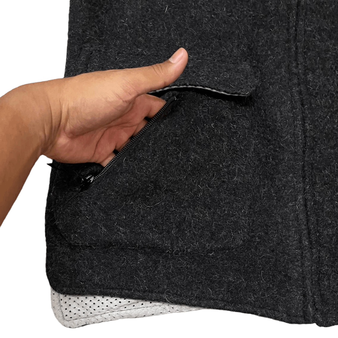Giorgio Armani Vintage Giorgio Armani Wool Mohair Tracey Vest Size US S / EU 44-46 / 1 - 5 Thumbnail