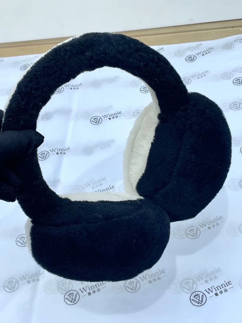 Chanel Chanel Black and White Earmuffs -2505 Size ONE SIZE - 4 Thumbnail