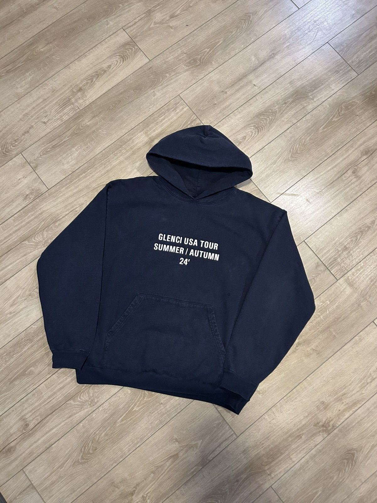 The GV Gallery The GV Gallery Glenci USA Tour Summer/Autumn '24 Hoodie Size US XL / EU 56 / 4 - 1 Thumbnail