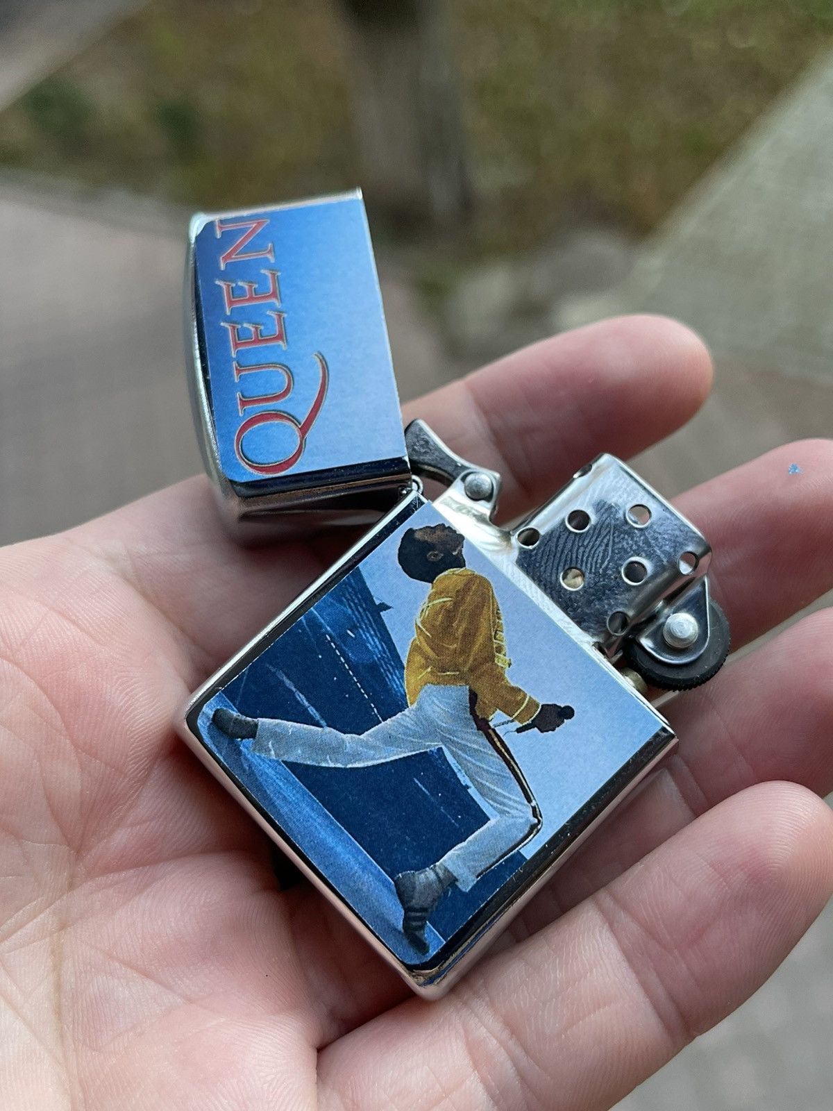 Vintage Queen vintage lighter 00s Size ONE SIZE - 4 Thumbnail