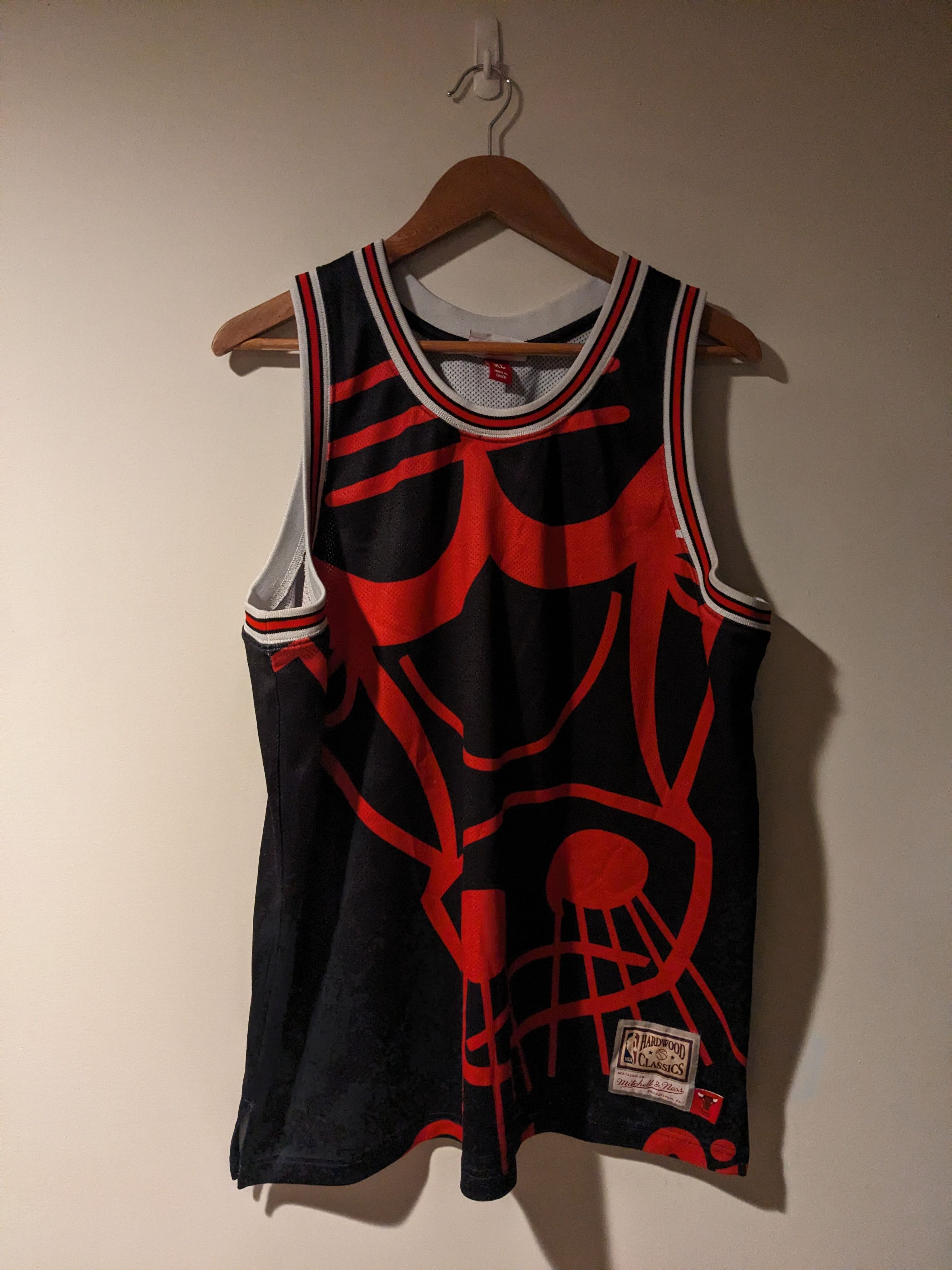 Mitchell & Ness × NBA Mitchell and Ness Chicago Bulls NBA Basketball Jersey Size US XL / EU 56 / 4 - 1 Thumbnail