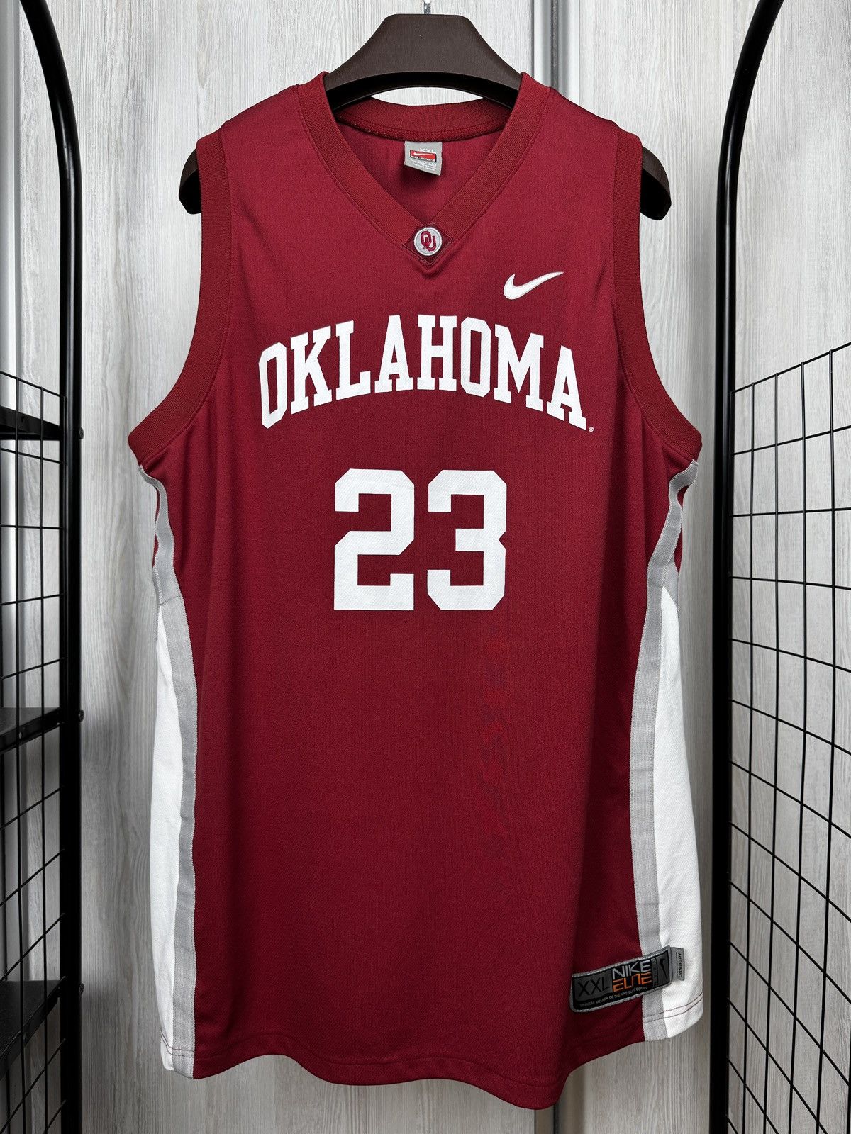 Nike Nike Oklahoma Sooners #23 NCAA Basketball Jersey Authentic Size US XXL / EU 58 / 5 - 3 Thumbnail