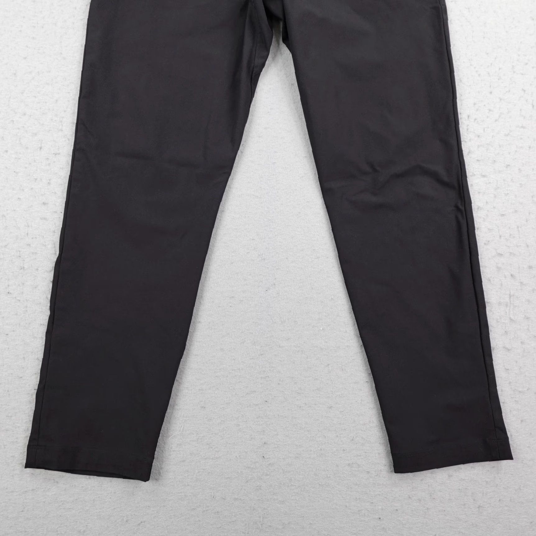 Lululemon VINTAGE Lululemon Pants Mens 35 Black ABC Slim Fit 32" Warpstreme Performance Chino Size US 35 - 3 Thumbnail