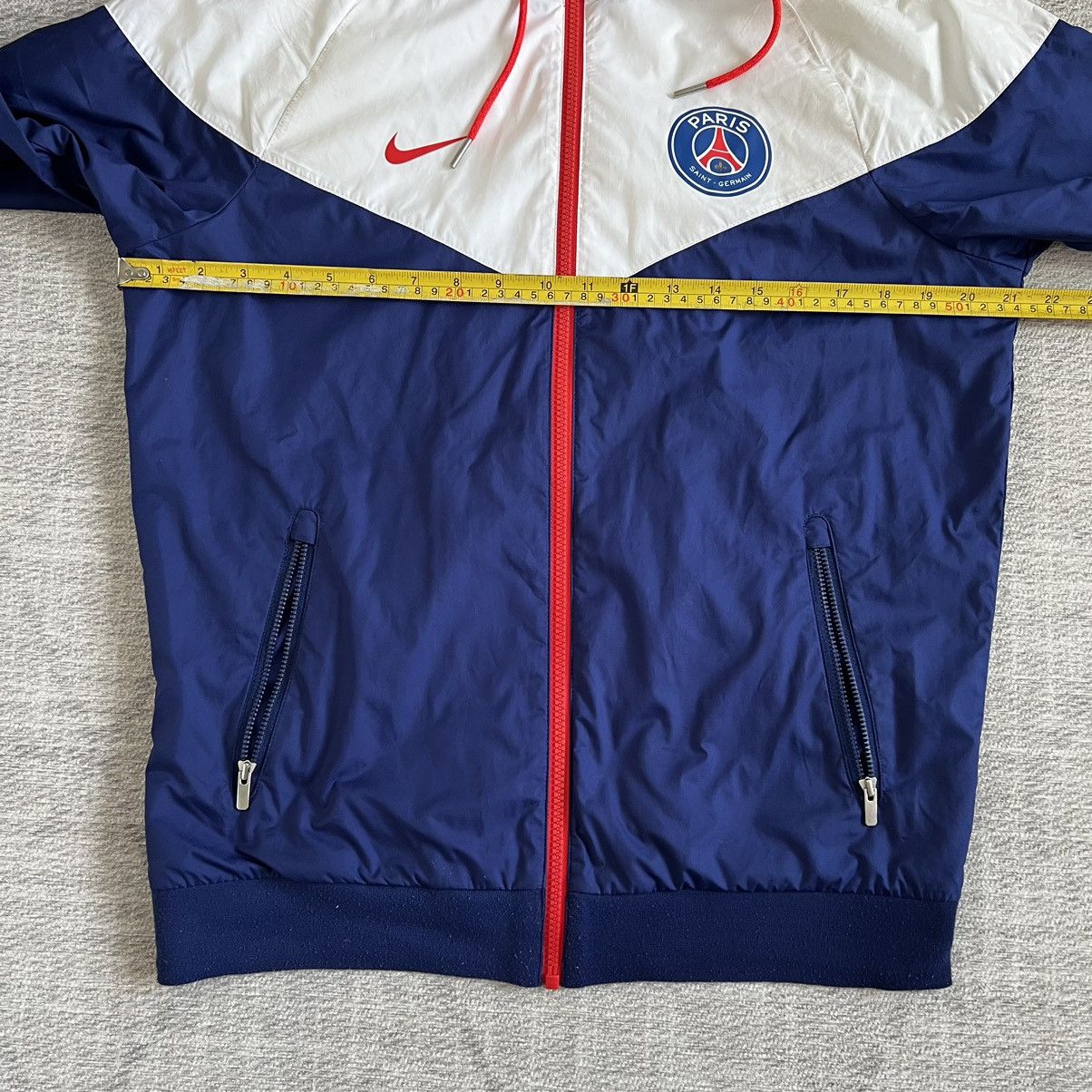 Nike Nike PSG Paris Saint Germaine Blue Windrunner Hoodie Jacket Size US S / EU 44-46 / 1 - 7 Thumbnail
