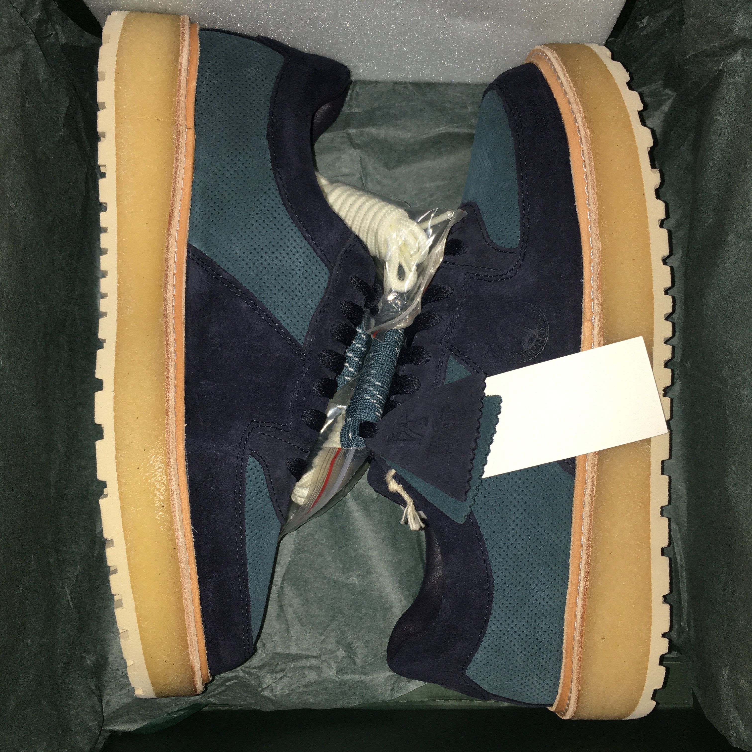 Clarks × Kith × Ronnie Fieg 8th St by Ronnie Fieg for Clarks Originals Sandford 2 Size US 9 / EU 42 - 15 Thumbnail