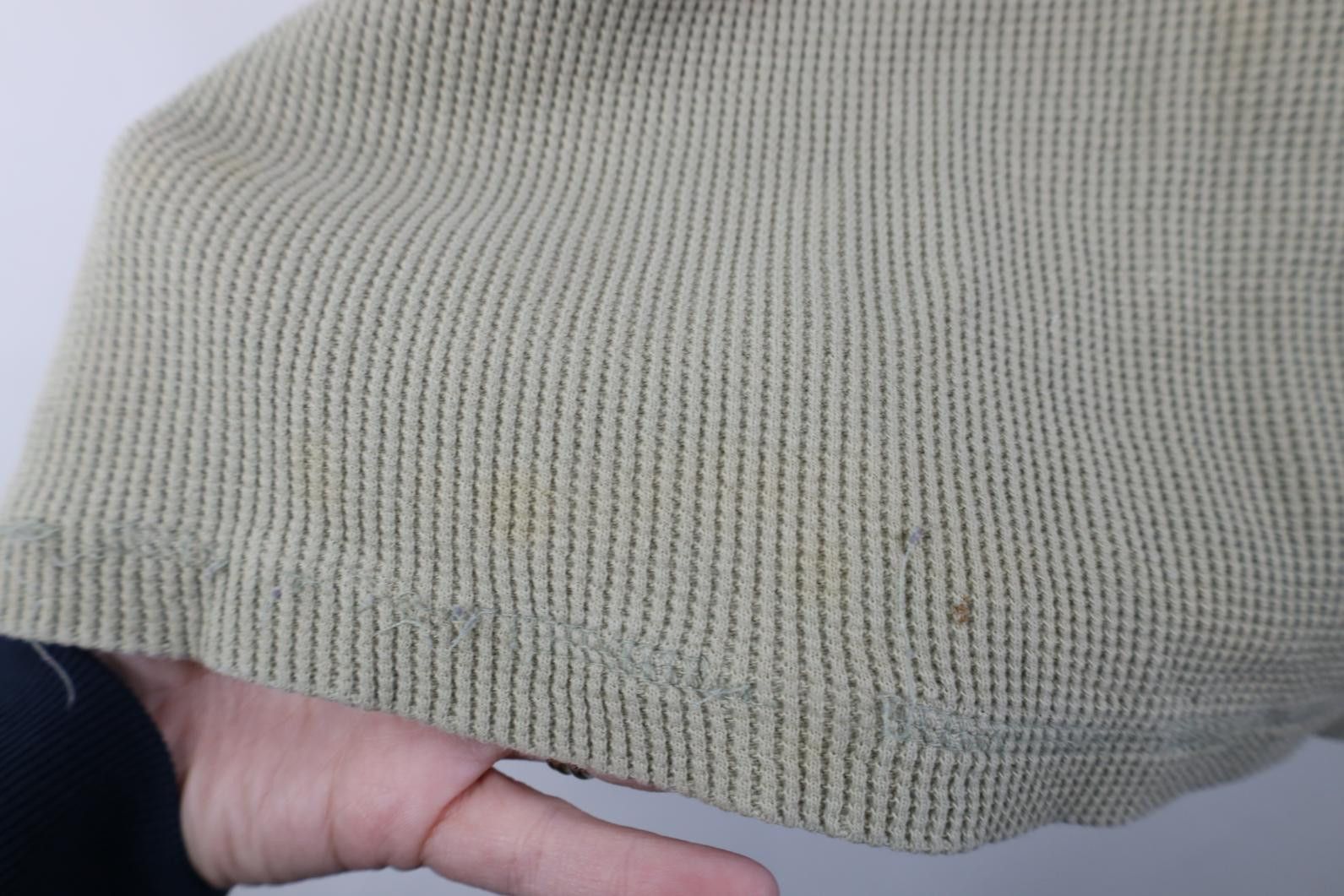 Vintage Vintage 90s Streetwear Thermal Waffle Knit Henley T-Shirt Size US L / EU 52-54 / 3 - 8 Thumbnail