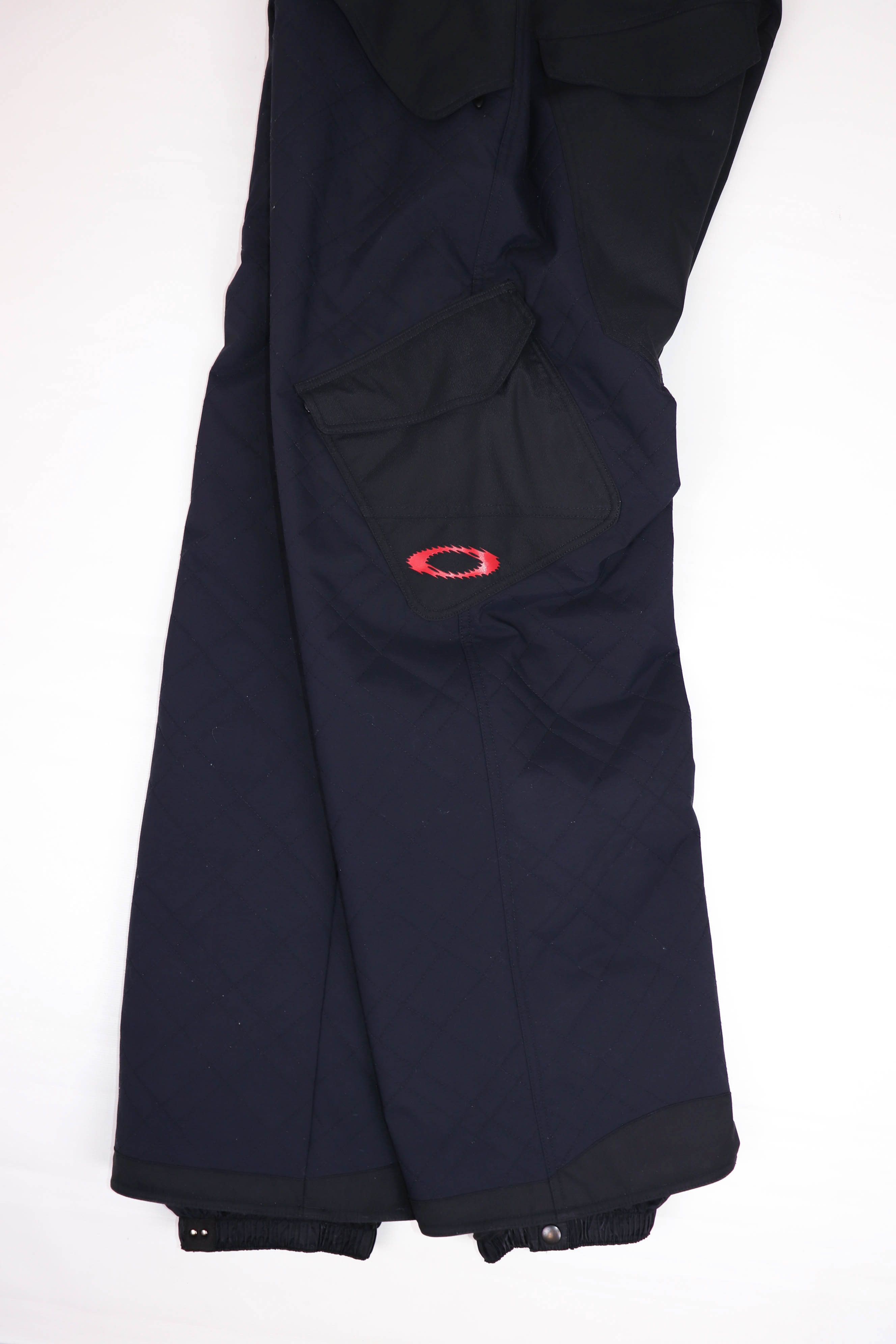 image of Oakley Vintage 00S Big Logo Sample Black Quilted Ski Pants, Men's (Size 34)