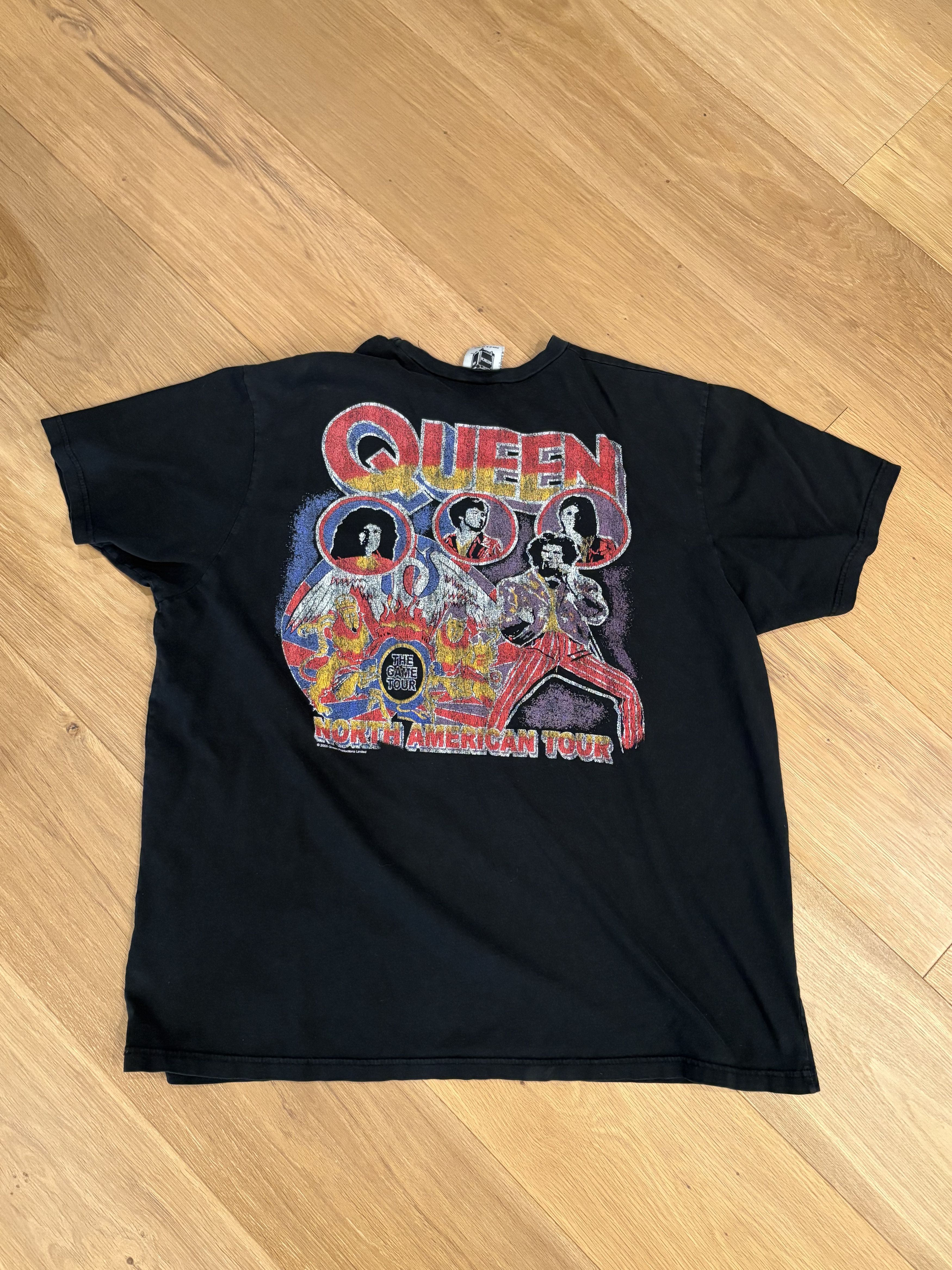 Band Tees Vintage Queen Band T Shirt Double Sided Size US XL / EU 56 / 4 - 4 Thumbnail