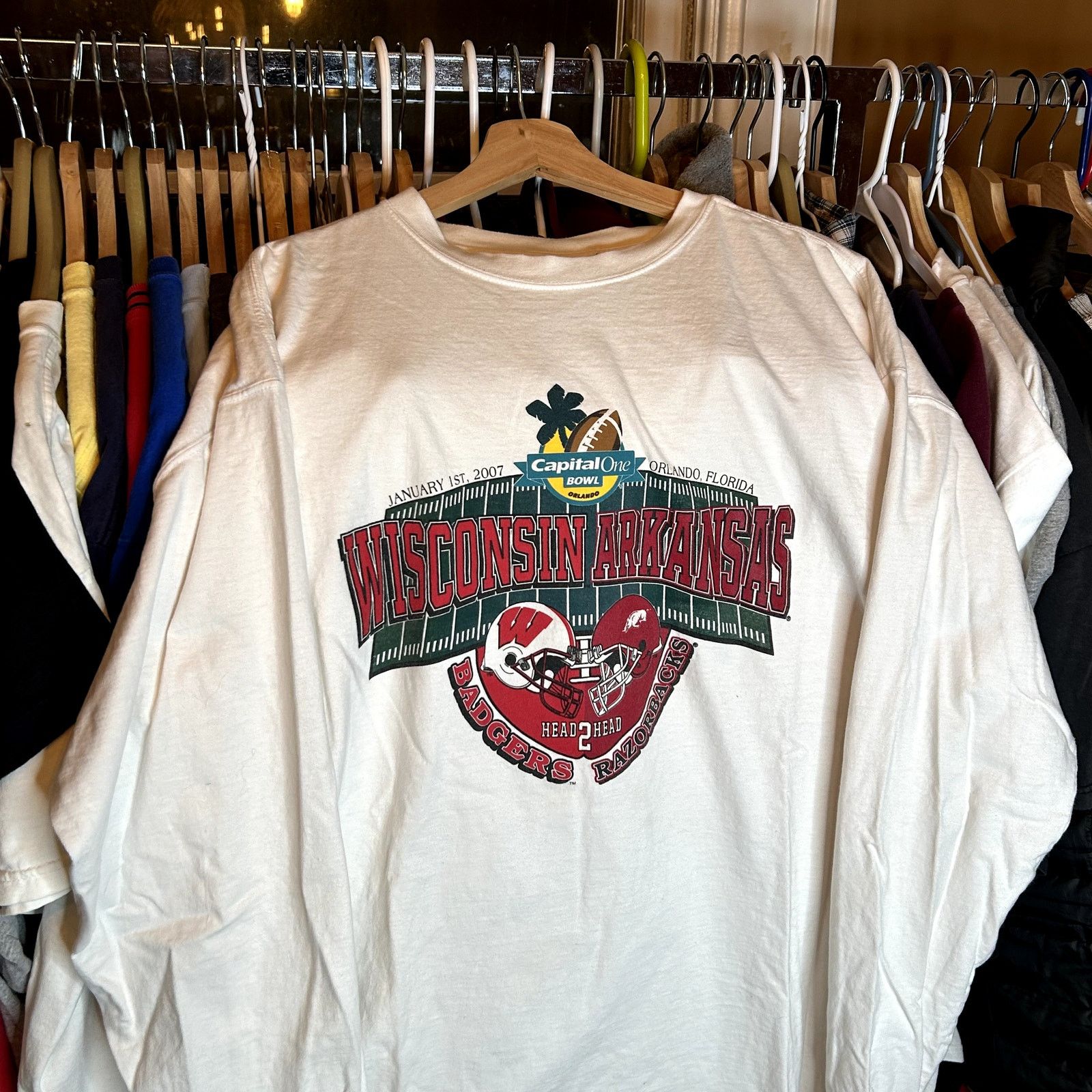 Jansport Y2K Wisconsin Badgers Capitol One Bowl XXL Size US XL / EU 56 / 4 - 3 Thumbnail