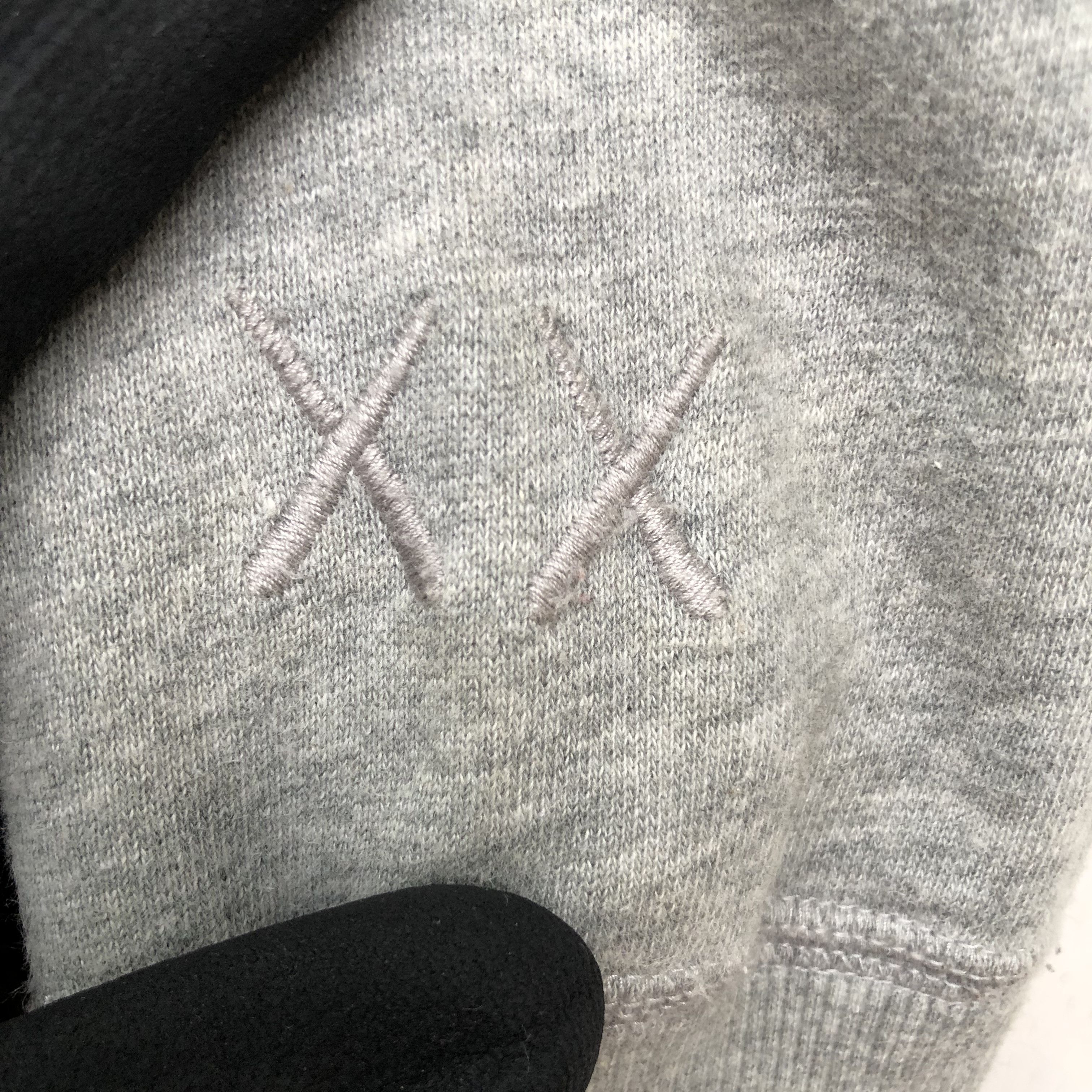 Cartoon Network Kaws X Sesame Street Crewneck Size L / US 10 / IT 46 - 7 Thumbnail