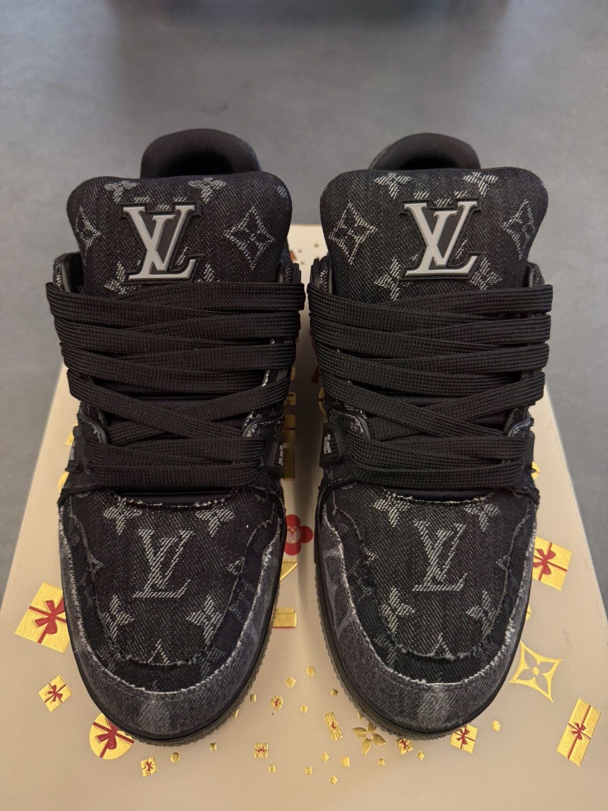 Louis Vuitton Louis Vuitton LV Trainer Black Monogram Denim LV 6 US 7.5-8 Size US 7.5 / EU 40-41 - 8 Thumbnail