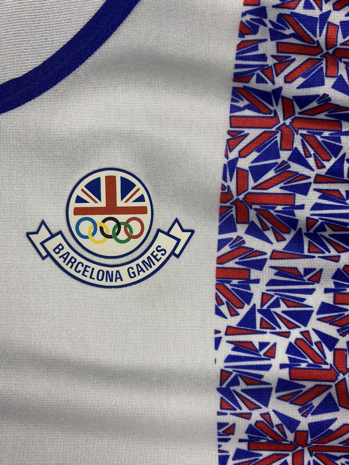 Adidas × Vintage Vintage Adidas 1992 Barcelona Games Running Shirt 90s GB Size US L / EU 52-54 / 3 - 5 Thumbnail