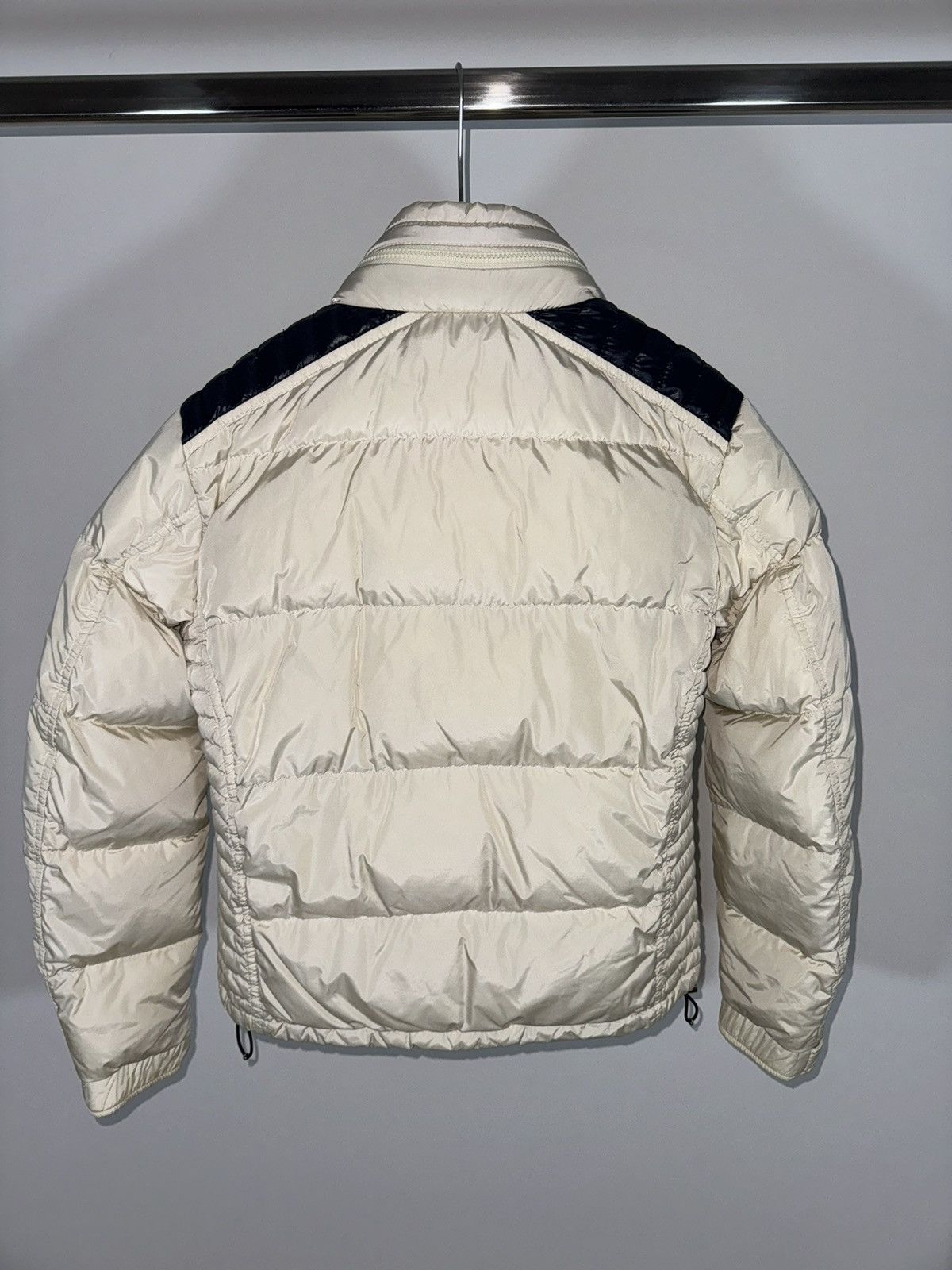 Moncler Moncler jacket Austin size 3 white Size US M / EU 48-50 / 2 - 6 Thumbnail