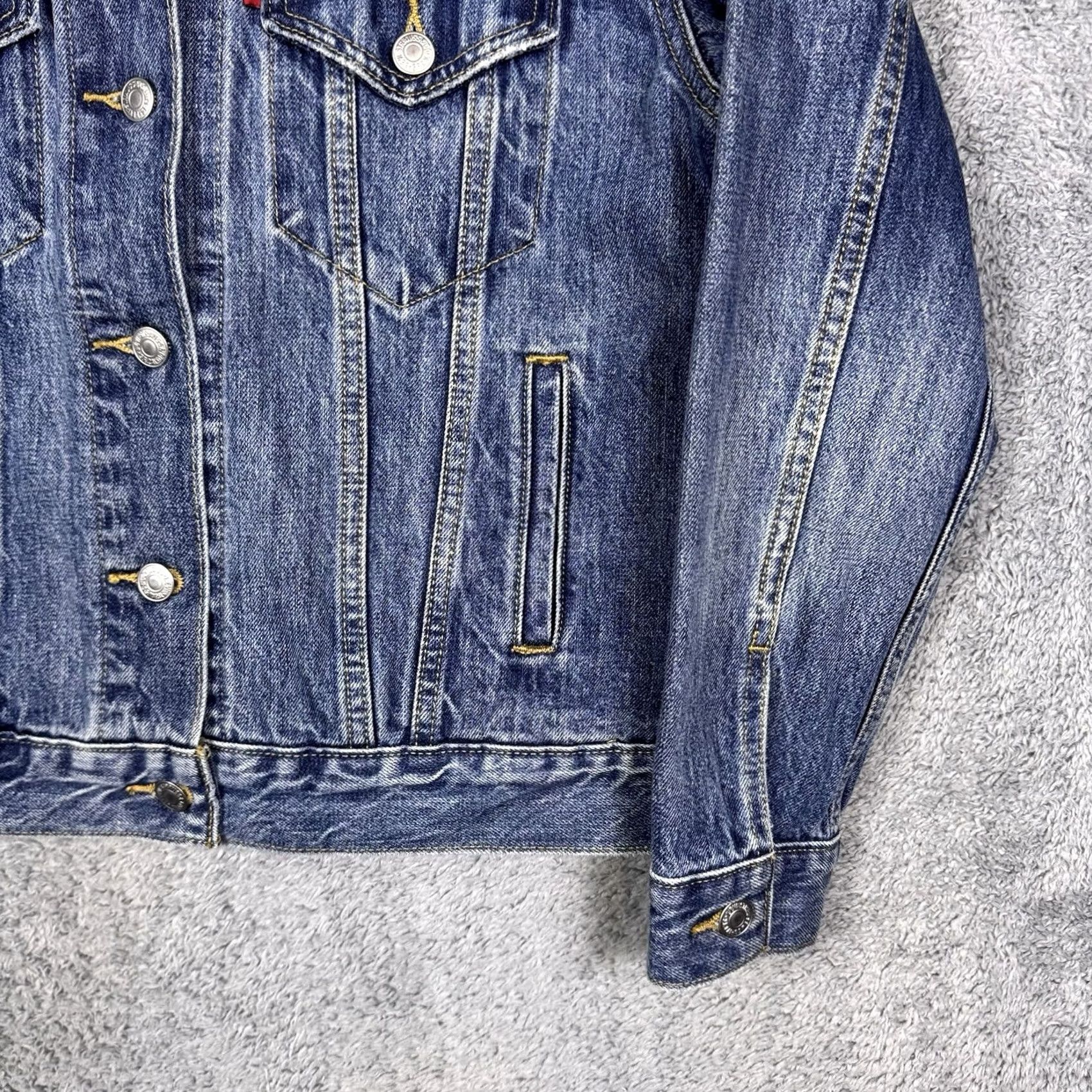 Levi's VINTAGE Levi's Trucker Denim Jacket Mens S Regular Blue 38 in Cotton Denim USA Western 80s 90s Biker Leather? No, exclude. Size US S / EU 44-46 / 1 - 2 Thumbnail