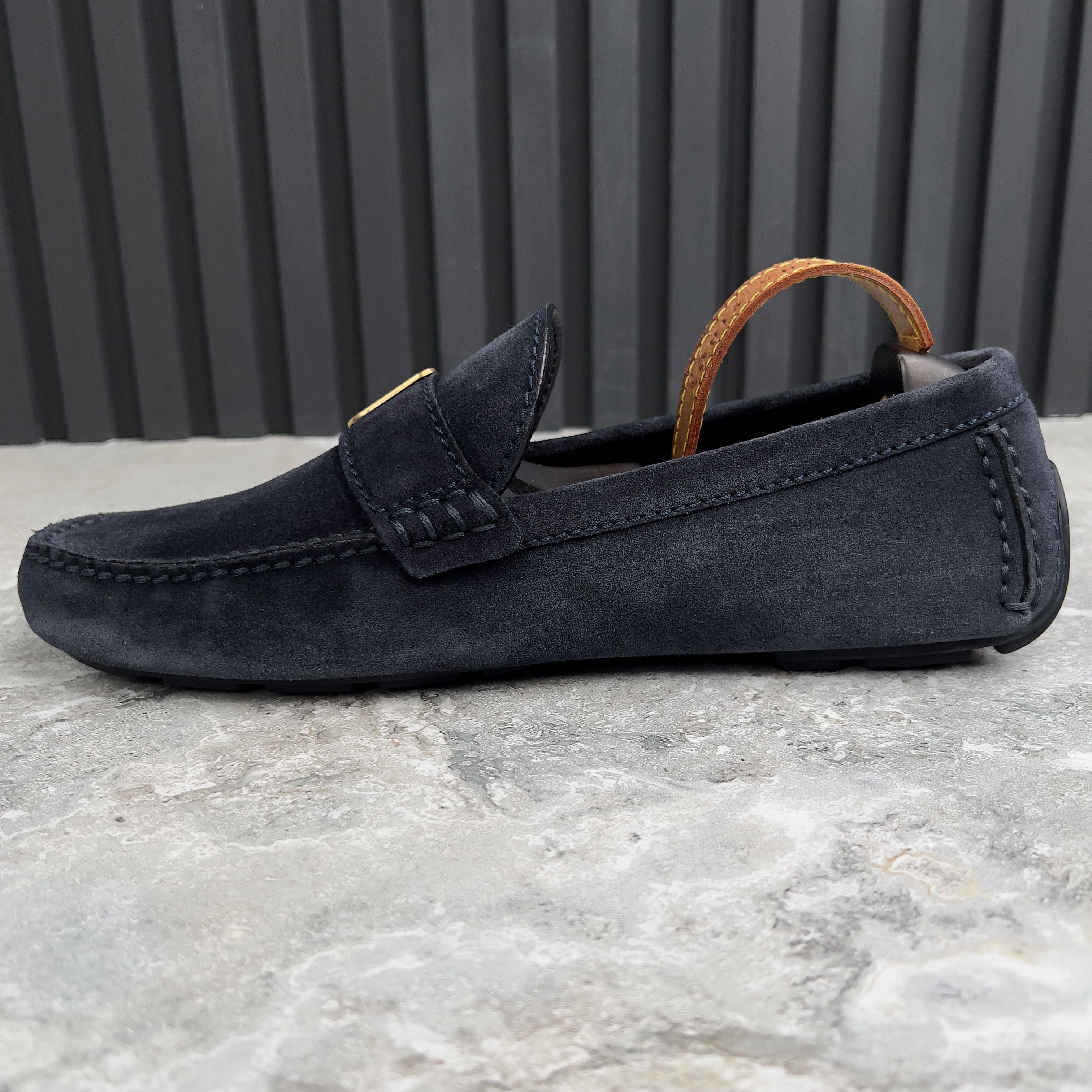 Louis Vuitton Louis Vuitton Racetrack Driving Moccasin Suede Size US 8.5 / EU 41-42 - 6 Thumbnail