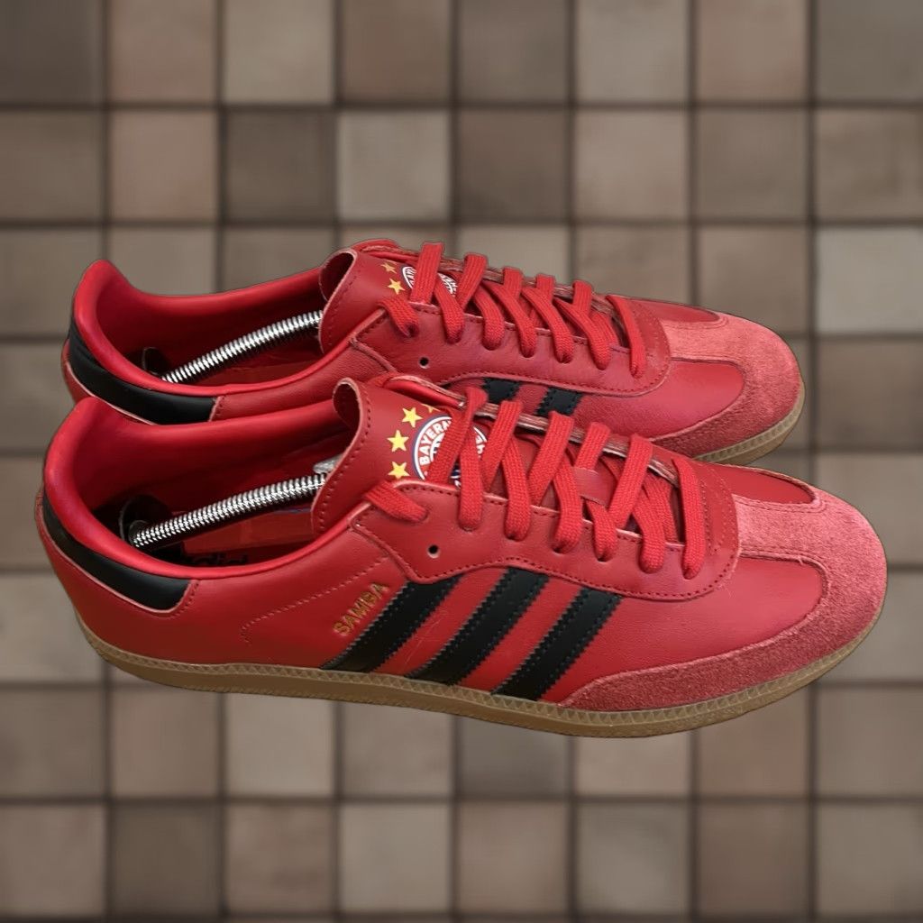 VINTAGE adidas Samba Men Sneakers Size 11 Red Athletic Casual 2022