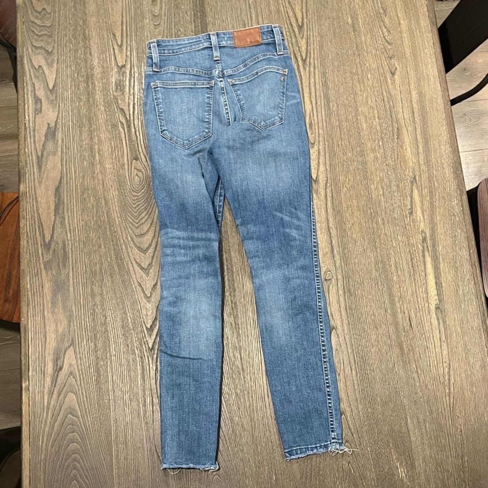Madewell Madewell Mid Rise Ripped Knee Distressed Skinny Jean Size 25 Size 25" / US 0 / IT 36 - 9 Thumbnail