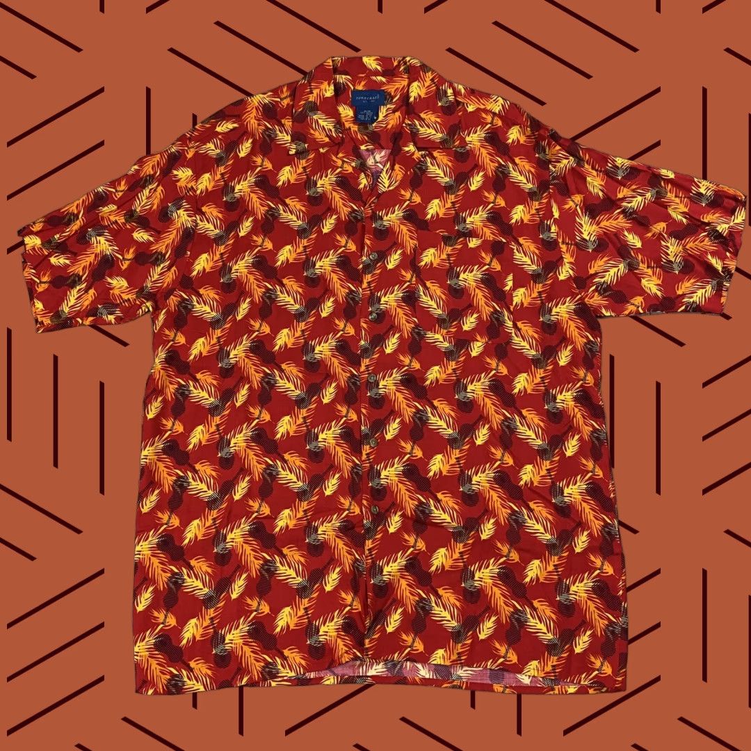 Vintage VINTAGE TownCraft Guitar Print Rayon Hawaiian Shirt M Red Button-Up Short Sleeve Loop Collar Mens Size US M / EU 48-50 / 2 - 1 Thumbnail