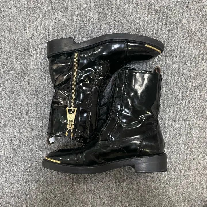 Louis Vuitton Louis Vuitton Black Patent Leather Ankle Boots -2508 Size US 5.5 / EU 38 - 7 Thumbnail