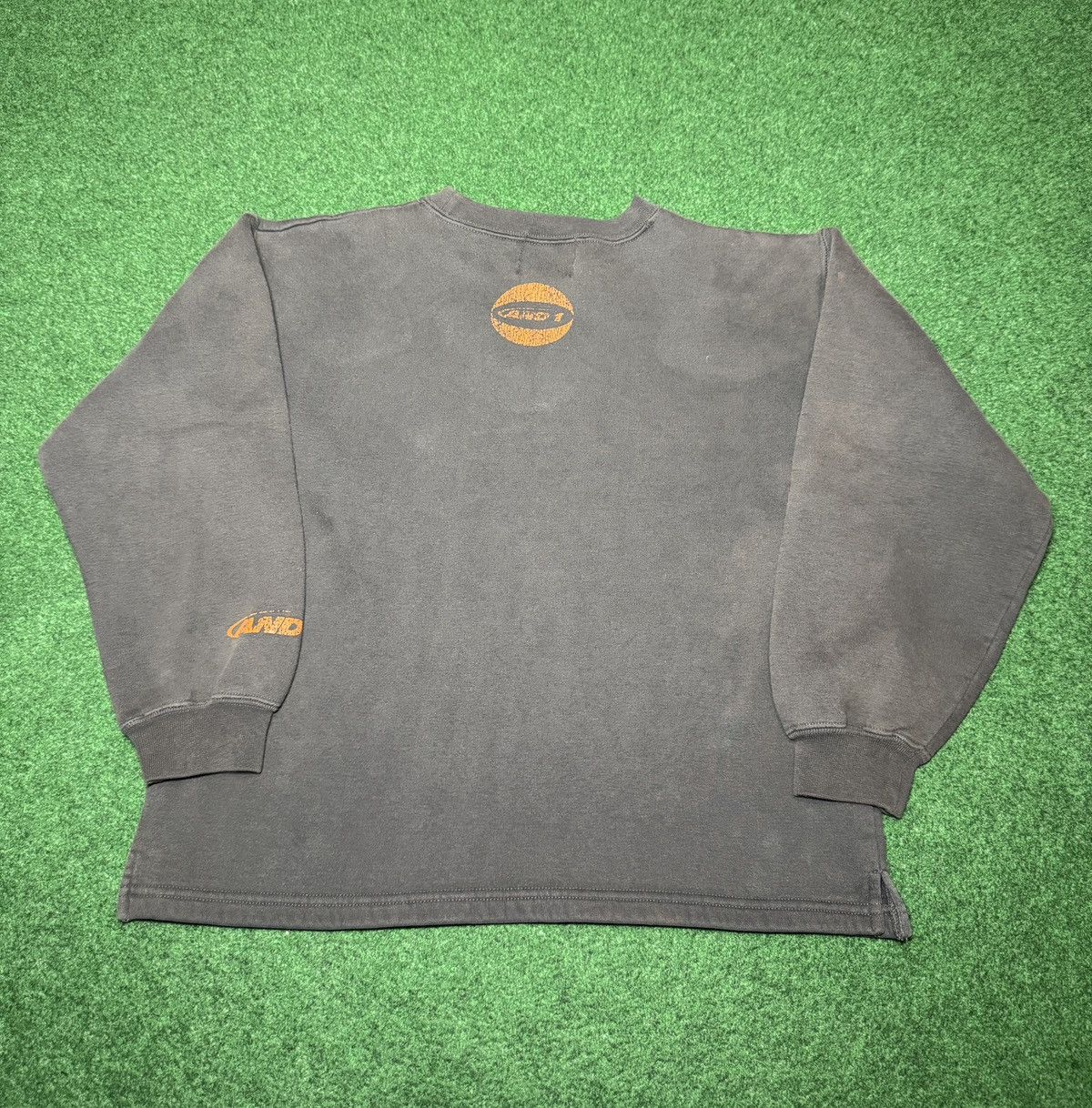 Vintage Vintage 90s And1 Basketball Womens Xs Faded Sweatshirt Size XS / US 0-2 / IT 36-38 - 3 Thumbnail