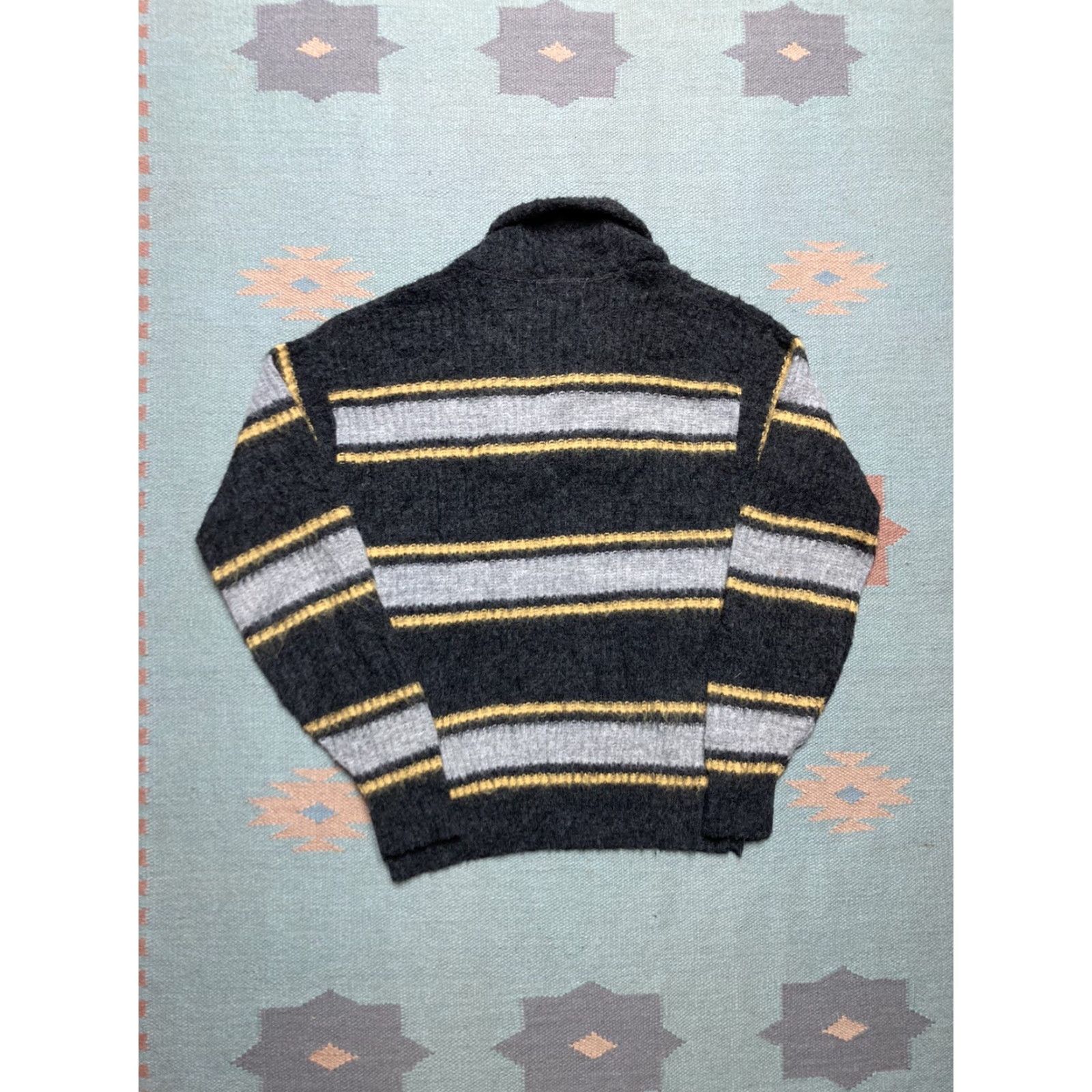 Vintage VINTAGE Revere 1960s acrylic sweater shawl collar shag hairy mohair style stripe Medium Shirt Mens Size US M / EU 48-50 / 2 - 5 Thumbnail