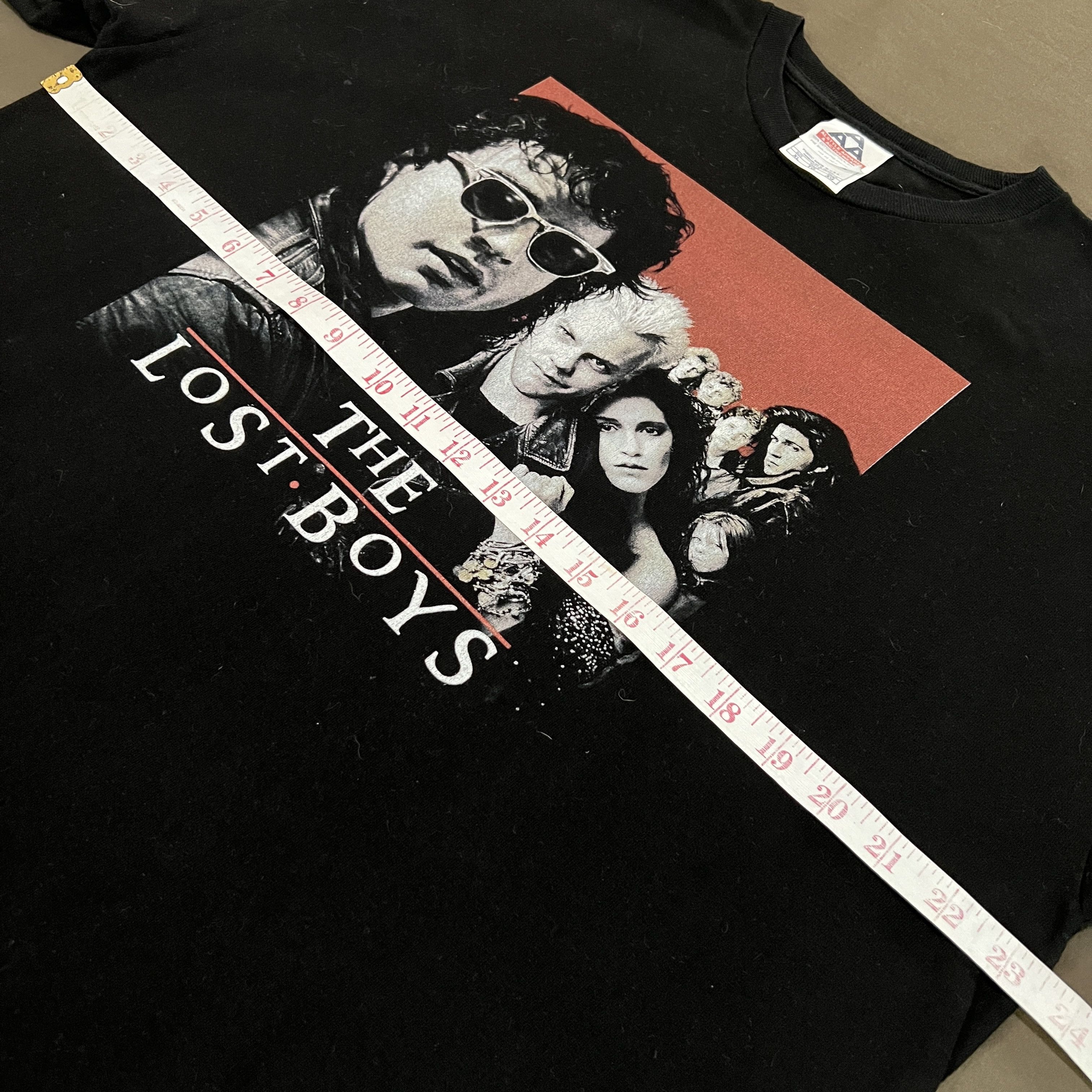 Expert Horror Vintage The Lost Boys Movie Promo Tee XL Size US XL / EU 56 / 4 - 8 Thumbnail