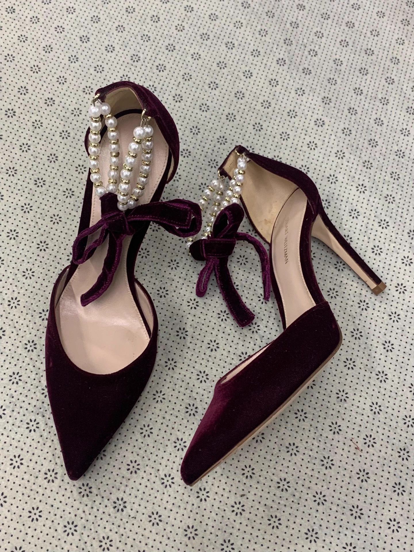 Stuart Weitzman STUARTWEITZMAN burgundy velvet pearl lace heels 38.5 new Size US 8.5 / IT 38.5 - 2 Thumbnail