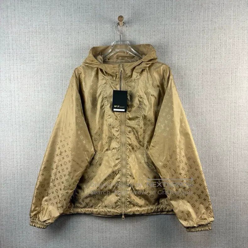 Louis Vuitton Louis Vuitton FW23 Solid Pin Logo Full Print Reversible Lo Size US XL / EU 56 / 4 - 1 Thumbnail