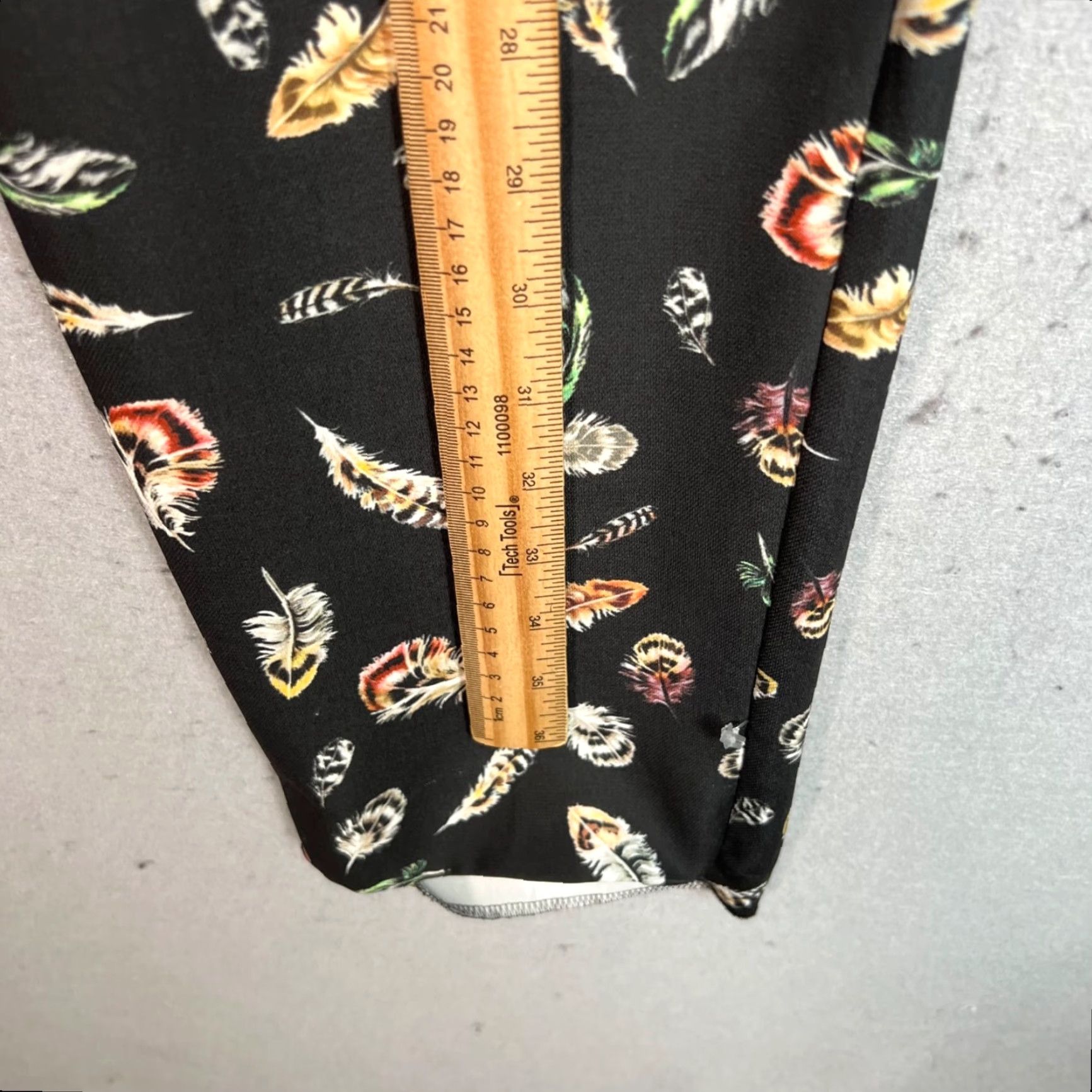 The Kooples VINTAGE The Kooples Womens Black Feather Print Polyester Pants Size Small Drawstring Womens Size 28" / US 6 / IT 42 - 6 Thumbnail